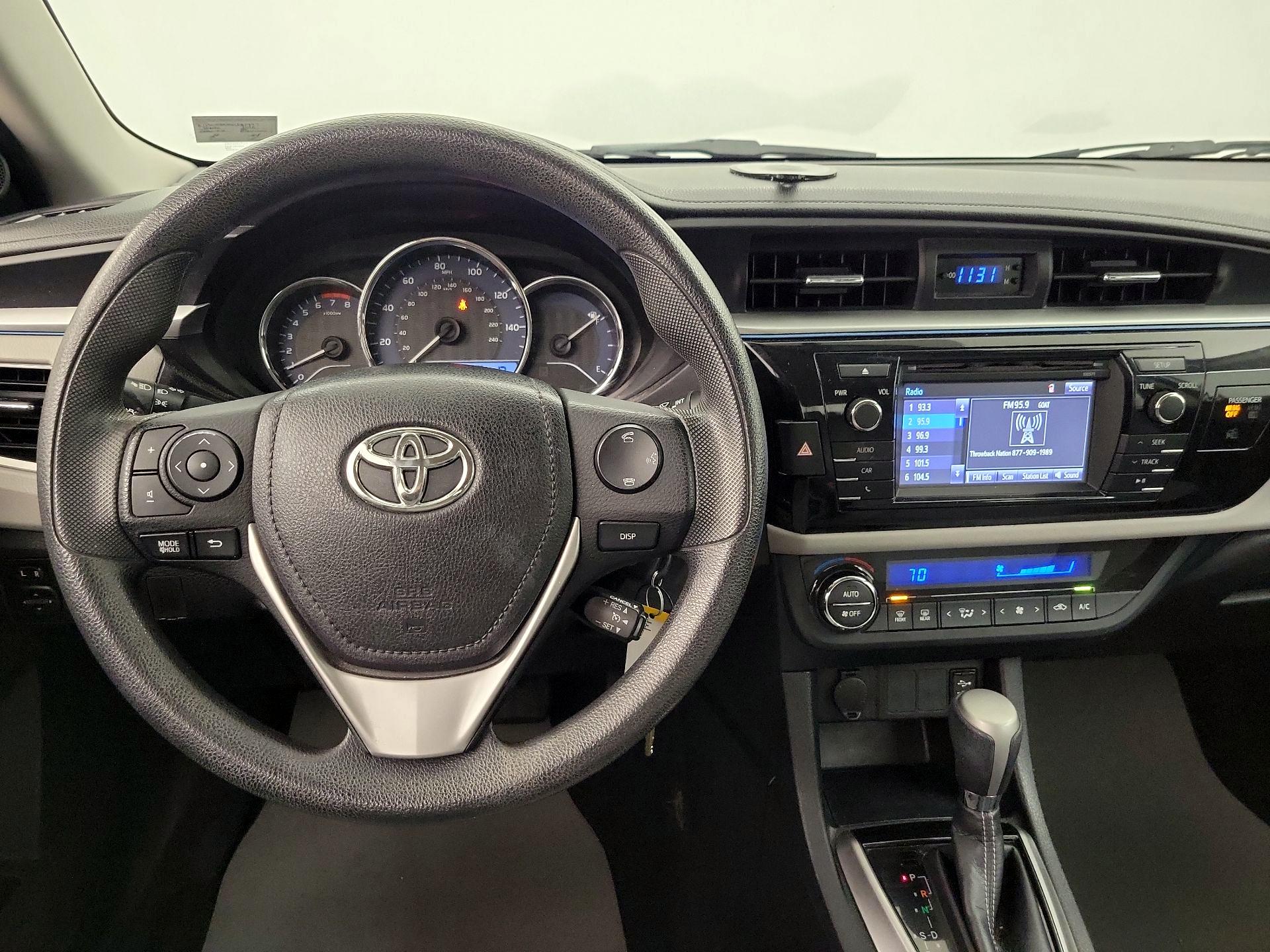 Thumbnail: 2016 Toyota Corolla - 10