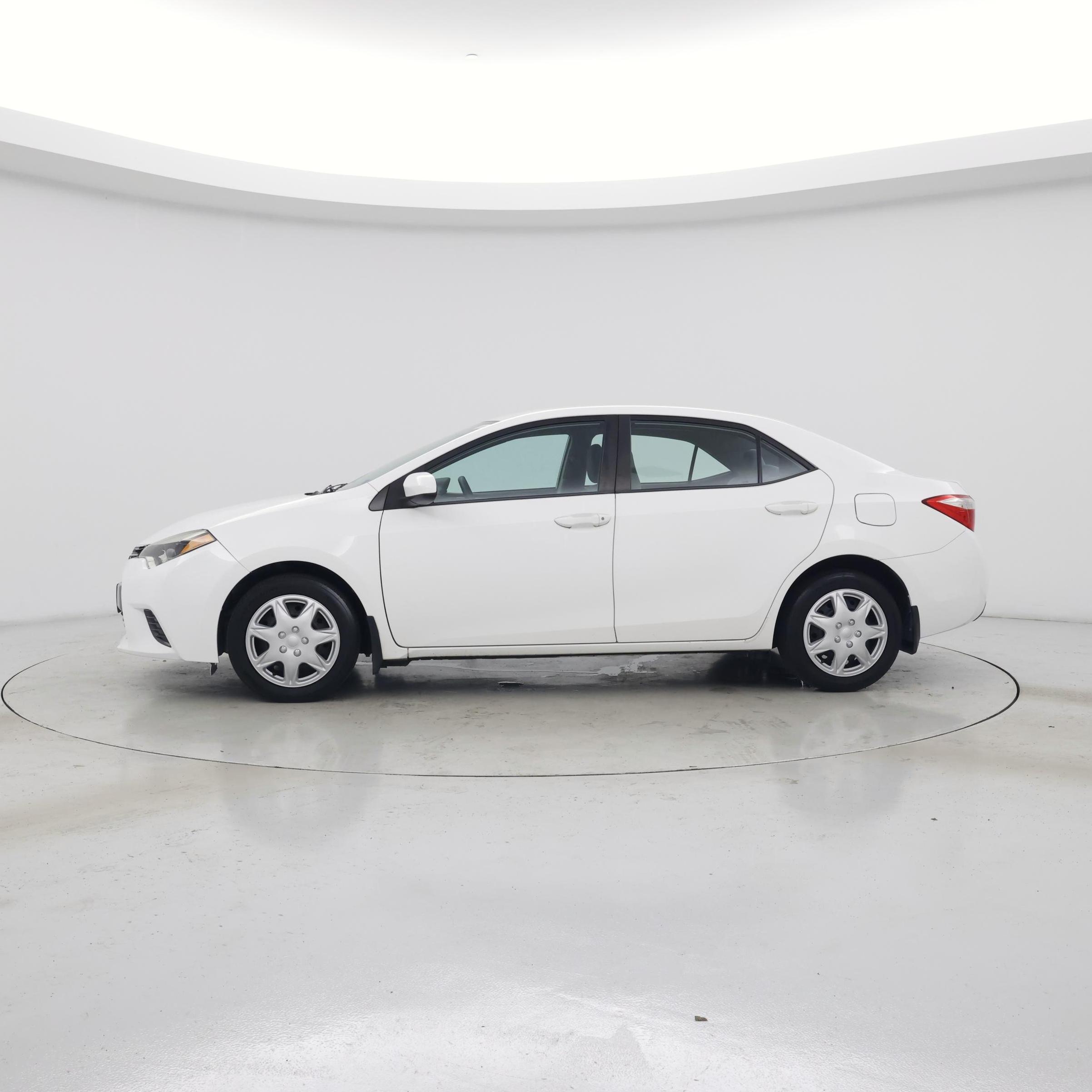 Thumbnail: 2016 Toyota Corolla - 3