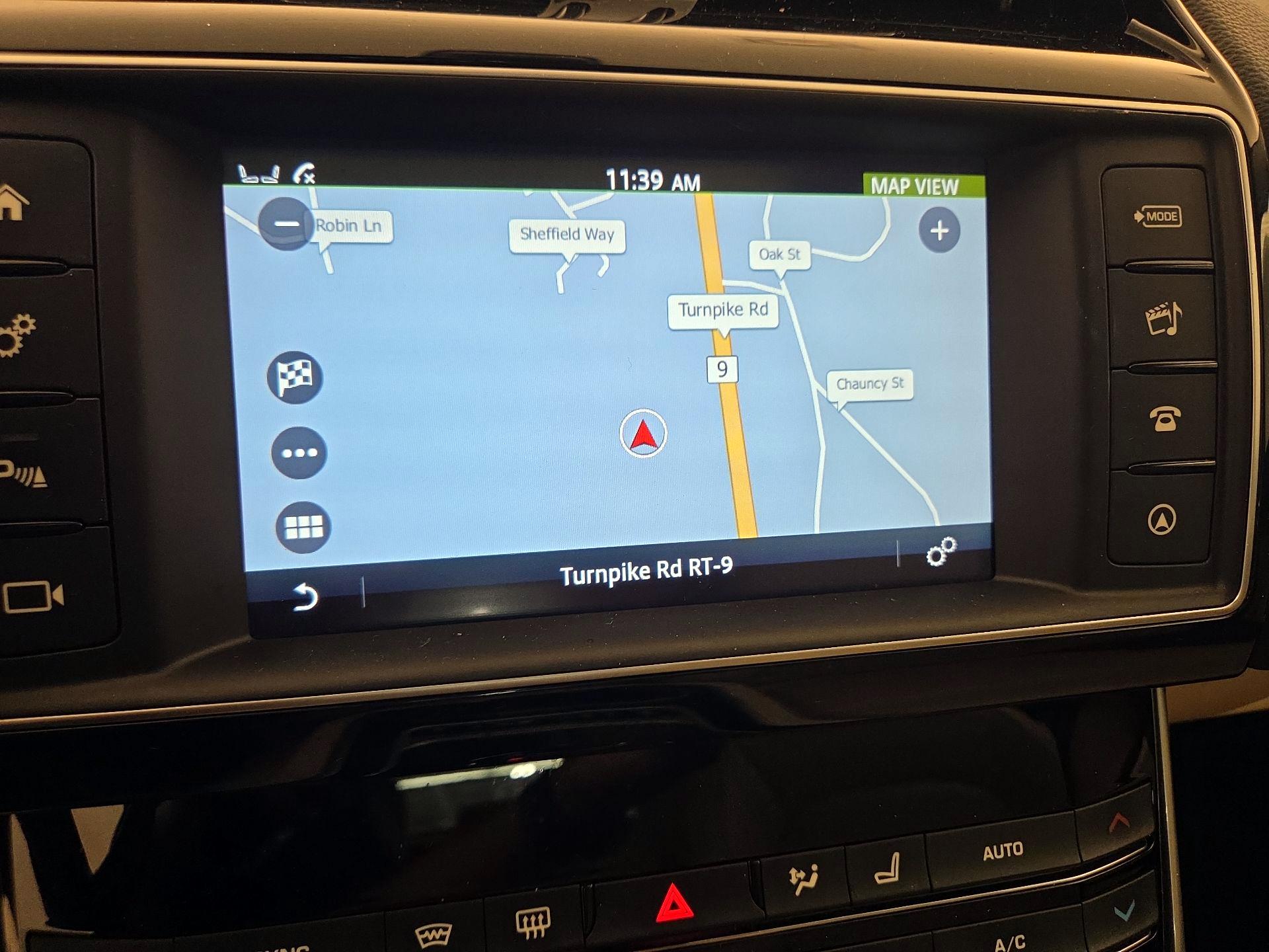 Thumbnail: 2018 Jaguar XE - 14