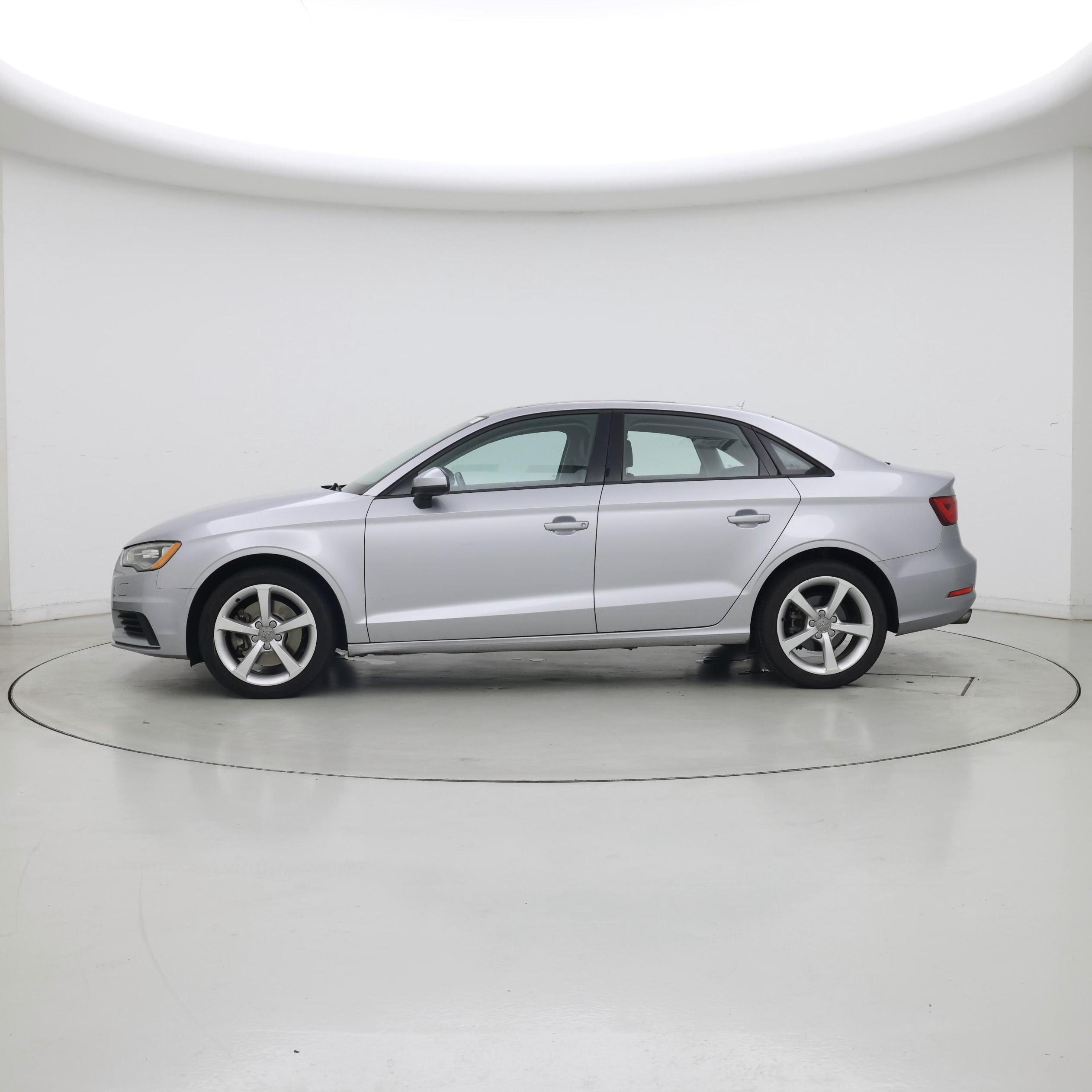 Thumbnail: 2016 Audi A3 - 3