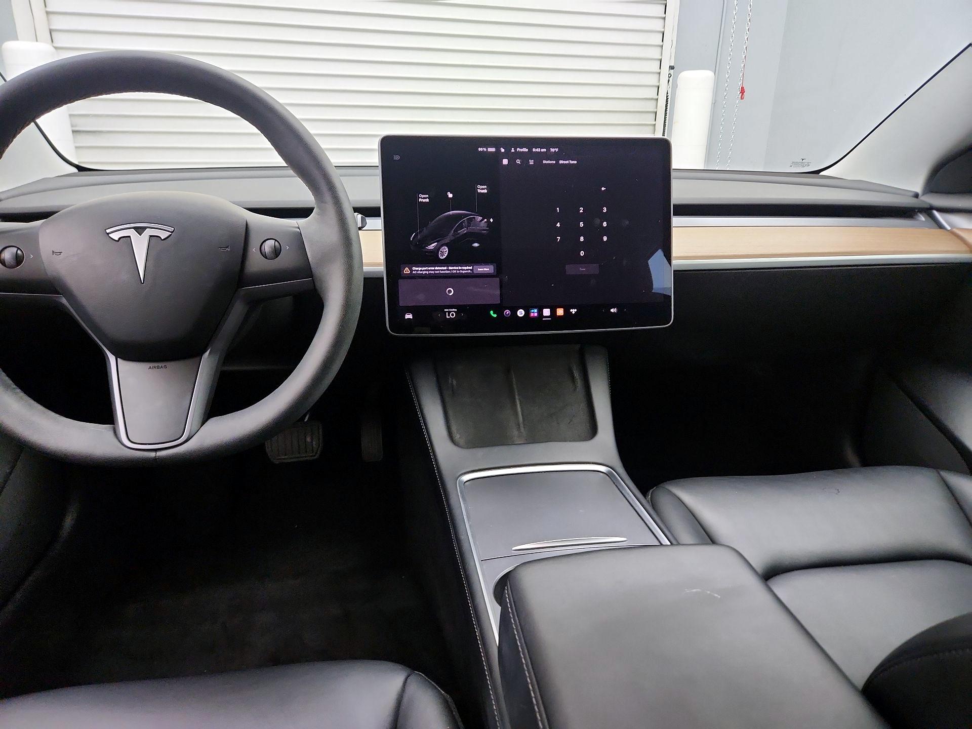 Thumbnail: 2021 Tesla Model 3 - 9