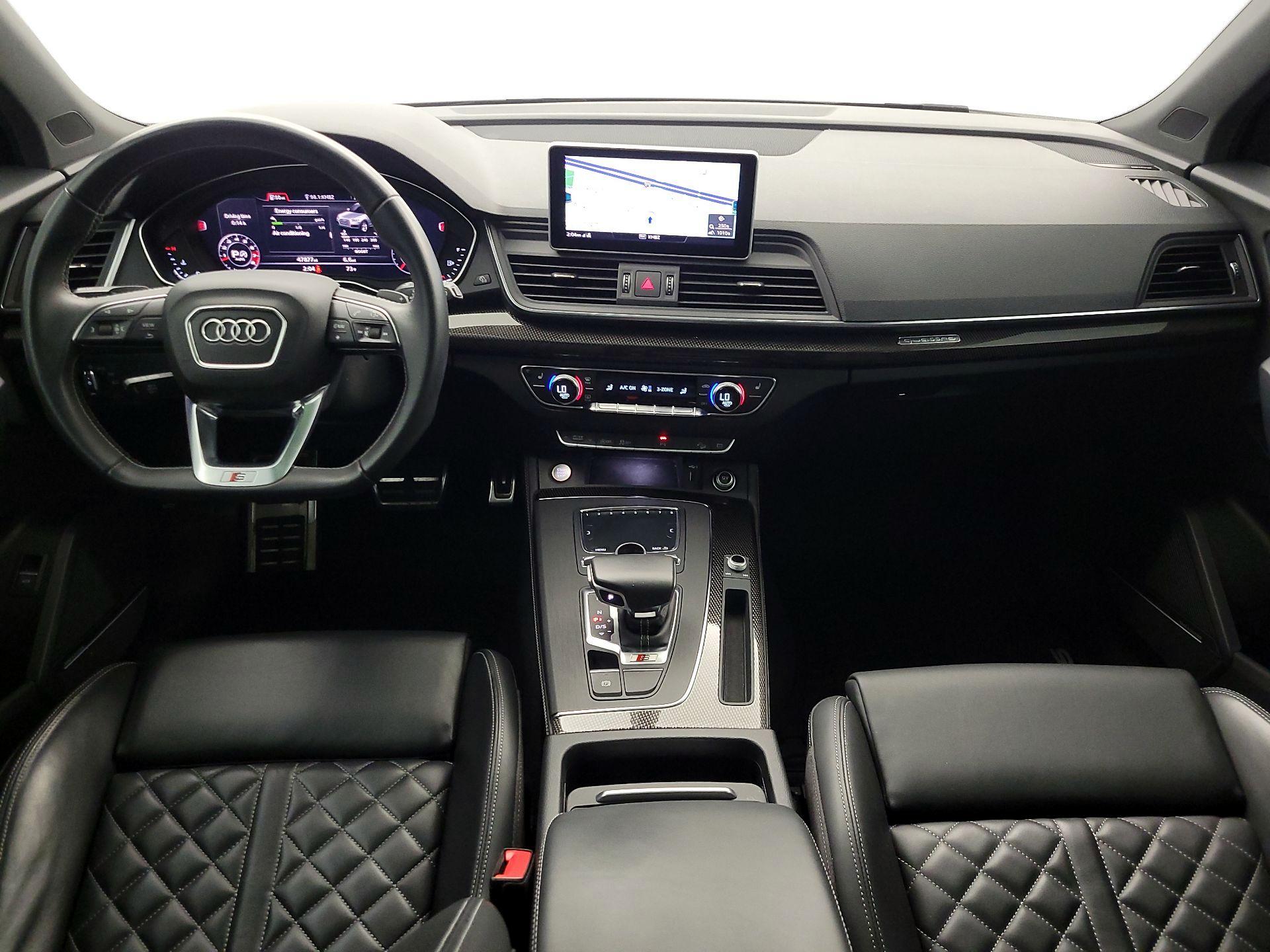 Thumbnail: 2020 Audi SQ5 - 9