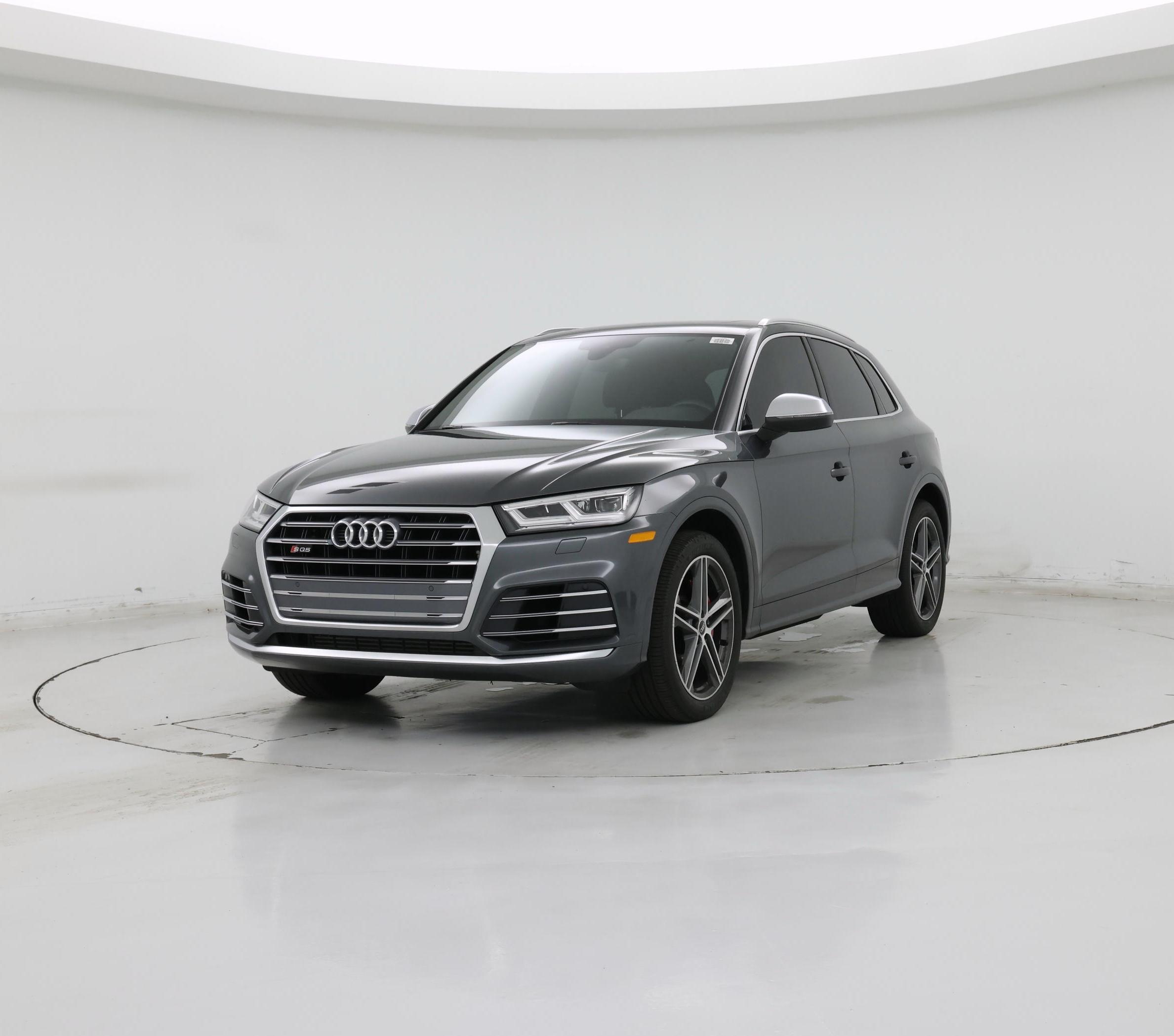 Thumbnail: 2020 Audi SQ5 - 4