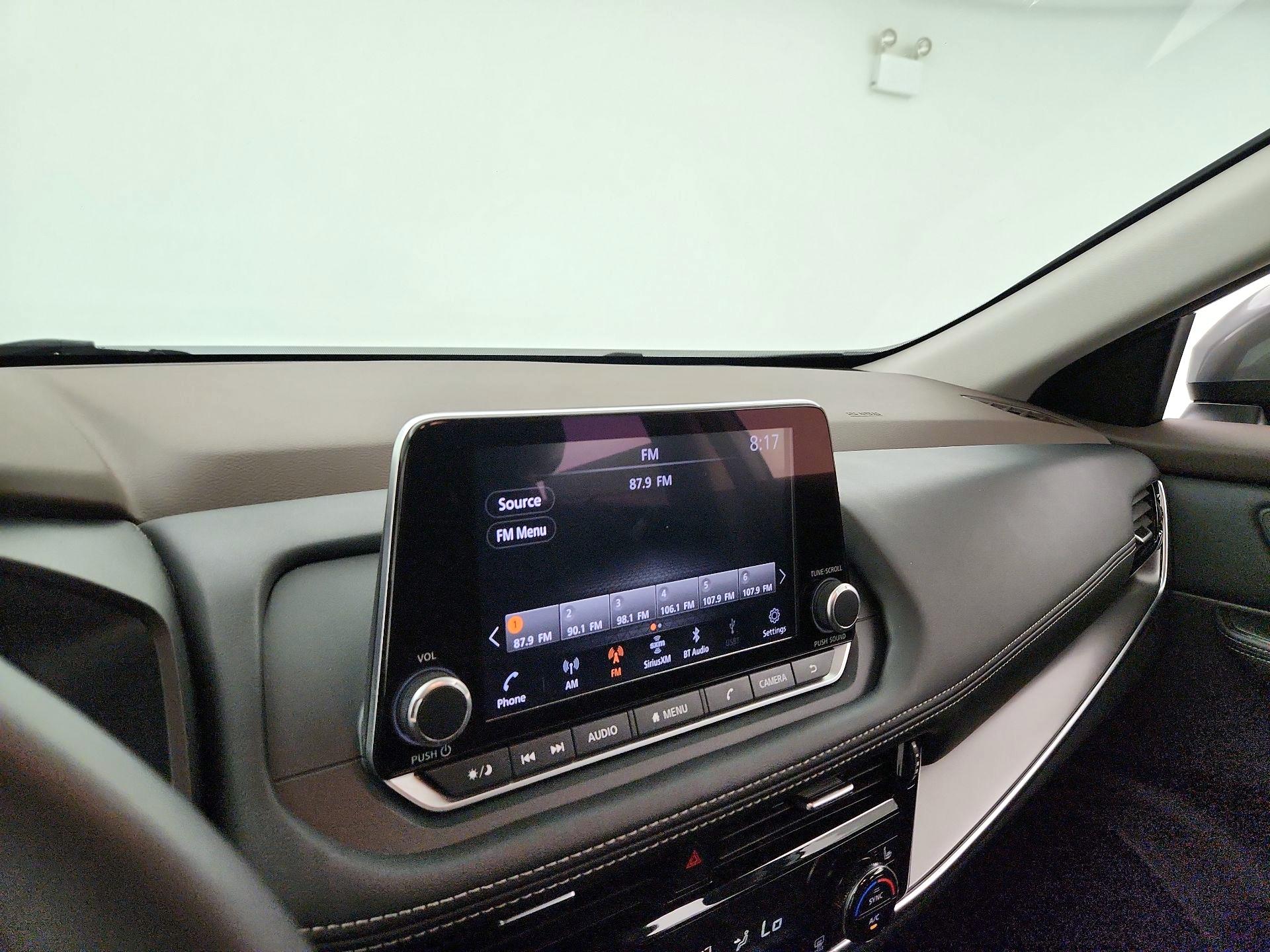 Thumbnail: 2022 Nissan Rogue - 15