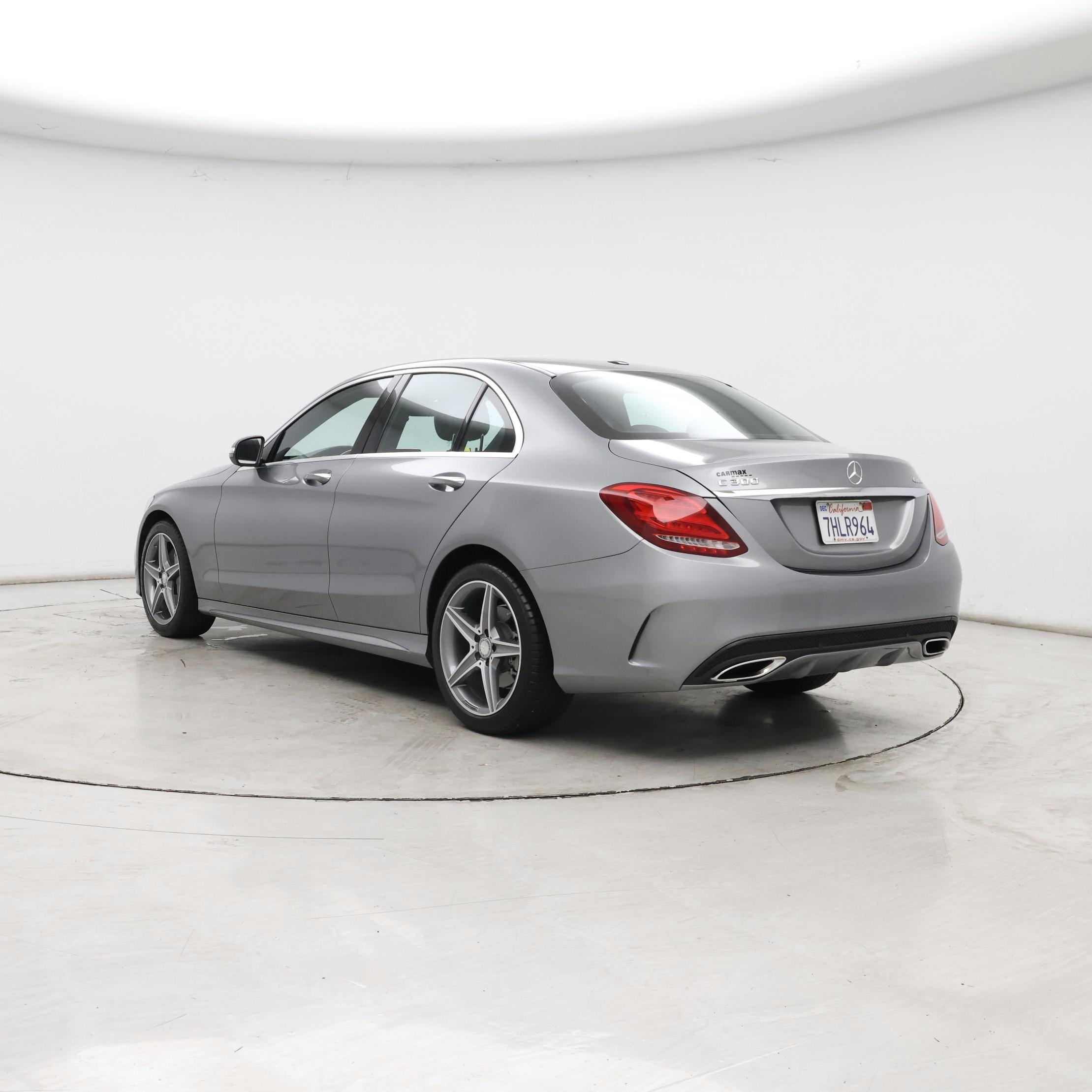 Thumbnail: 2015 Mercedes-Benz C-Class - 2