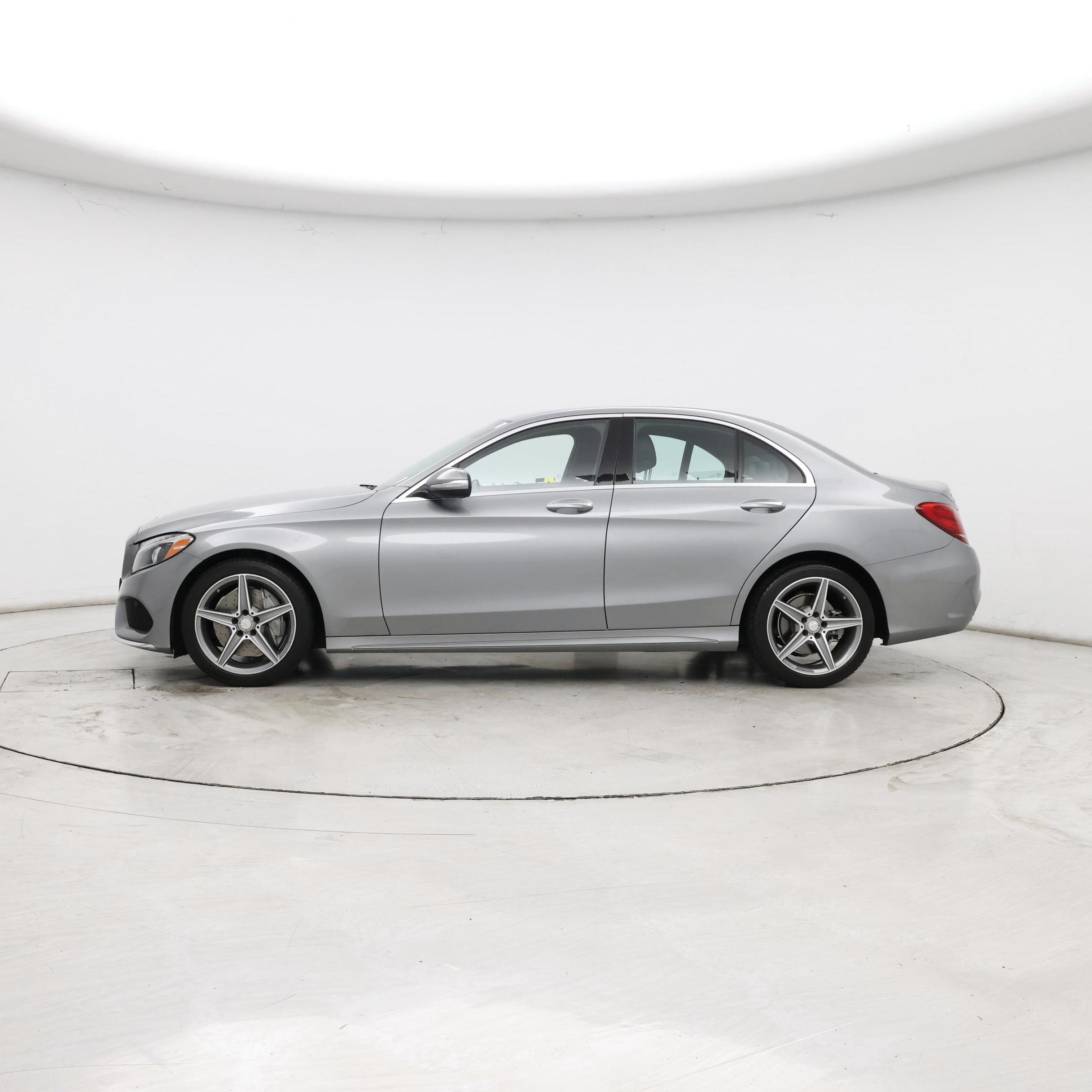 Thumbnail: 2015 Mercedes-Benz C-Class - 3