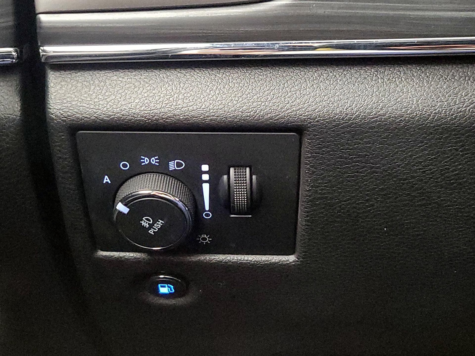 2020 Jeep Grand Cherokee Limited - Photo 14