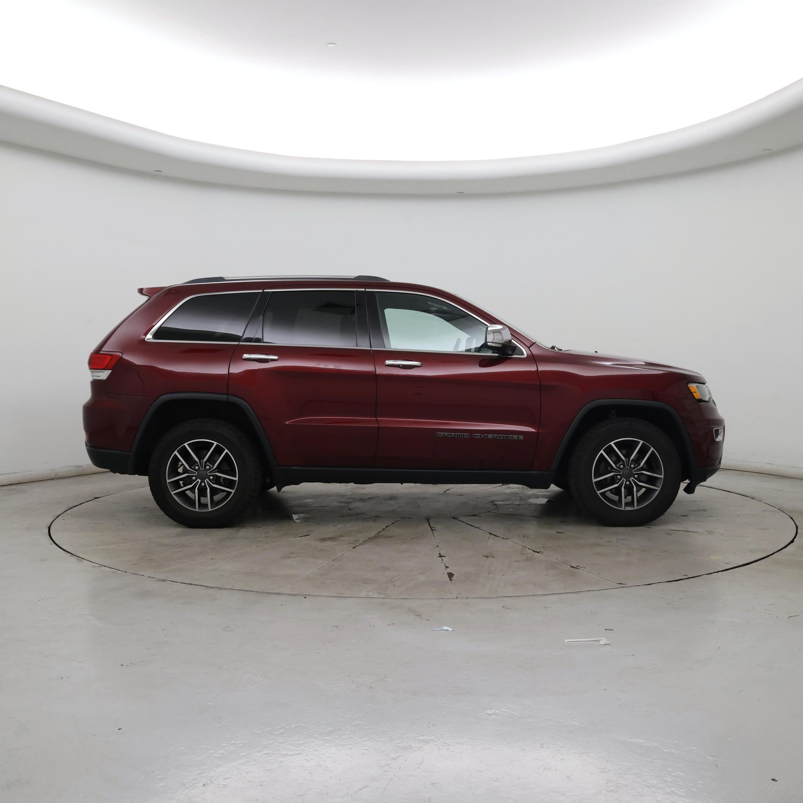 Thumbnail: 2020 Jeep Grand Cherokee - 7