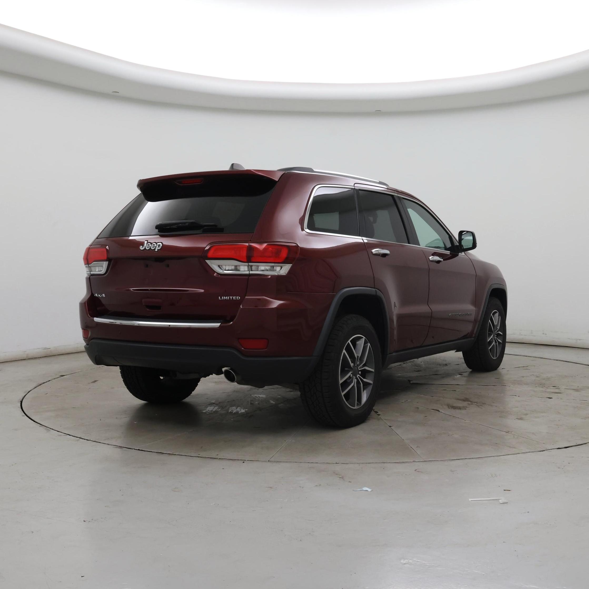 Thumbnail: 2020 Jeep Grand Cherokee - 8