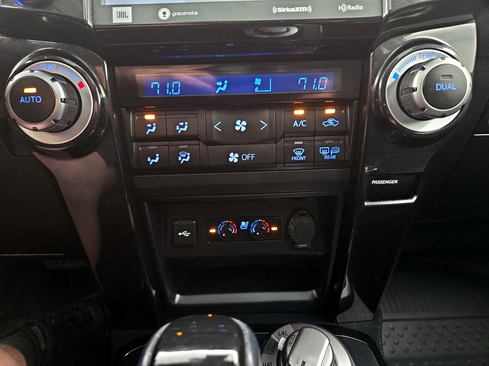 2021 Toyota 4Runner Night Shade - Photo 18