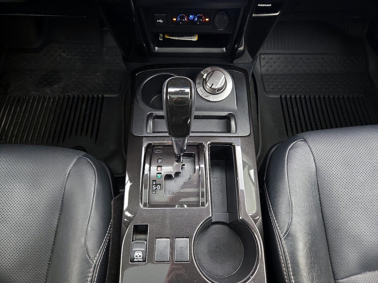 2021 Toyota 4Runner Night Shade - Photo 19
