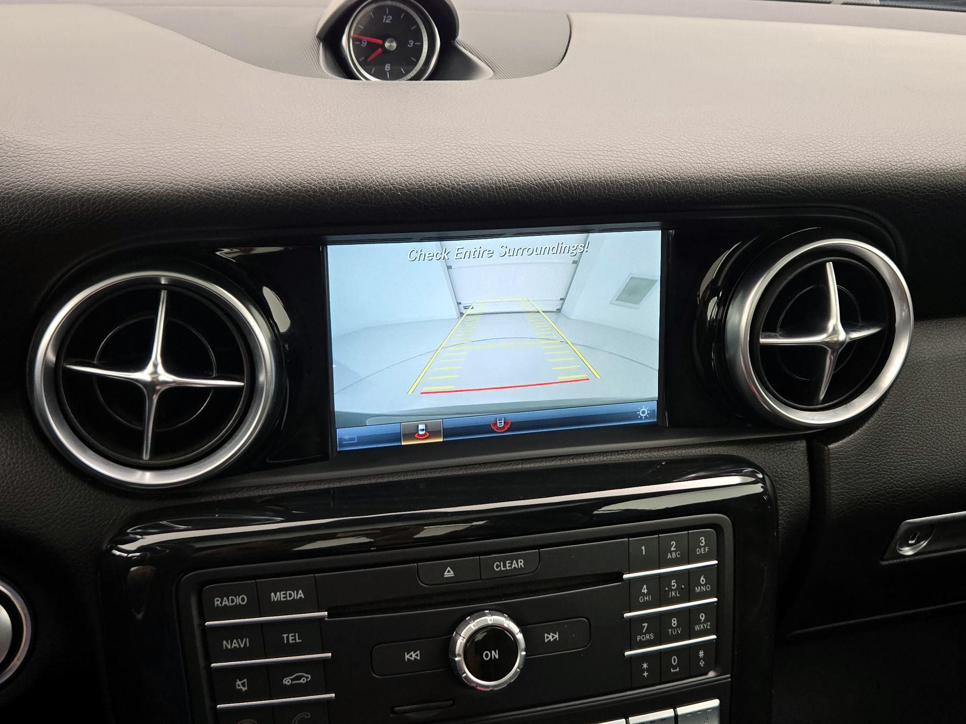 Thumbnail: 2019 Mercedes-Benz SLC - 15