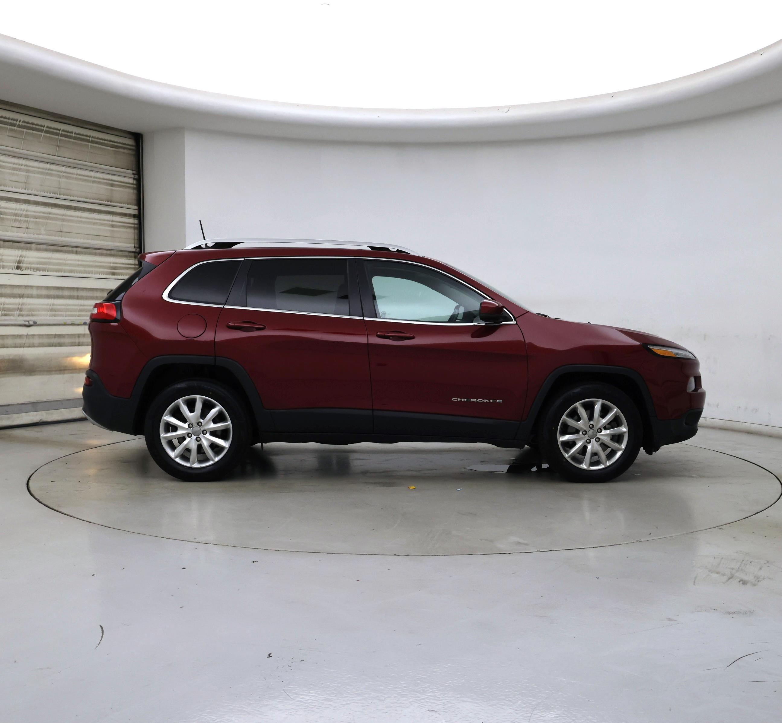 Thumbnail: 2016 Jeep Cherokee - 7