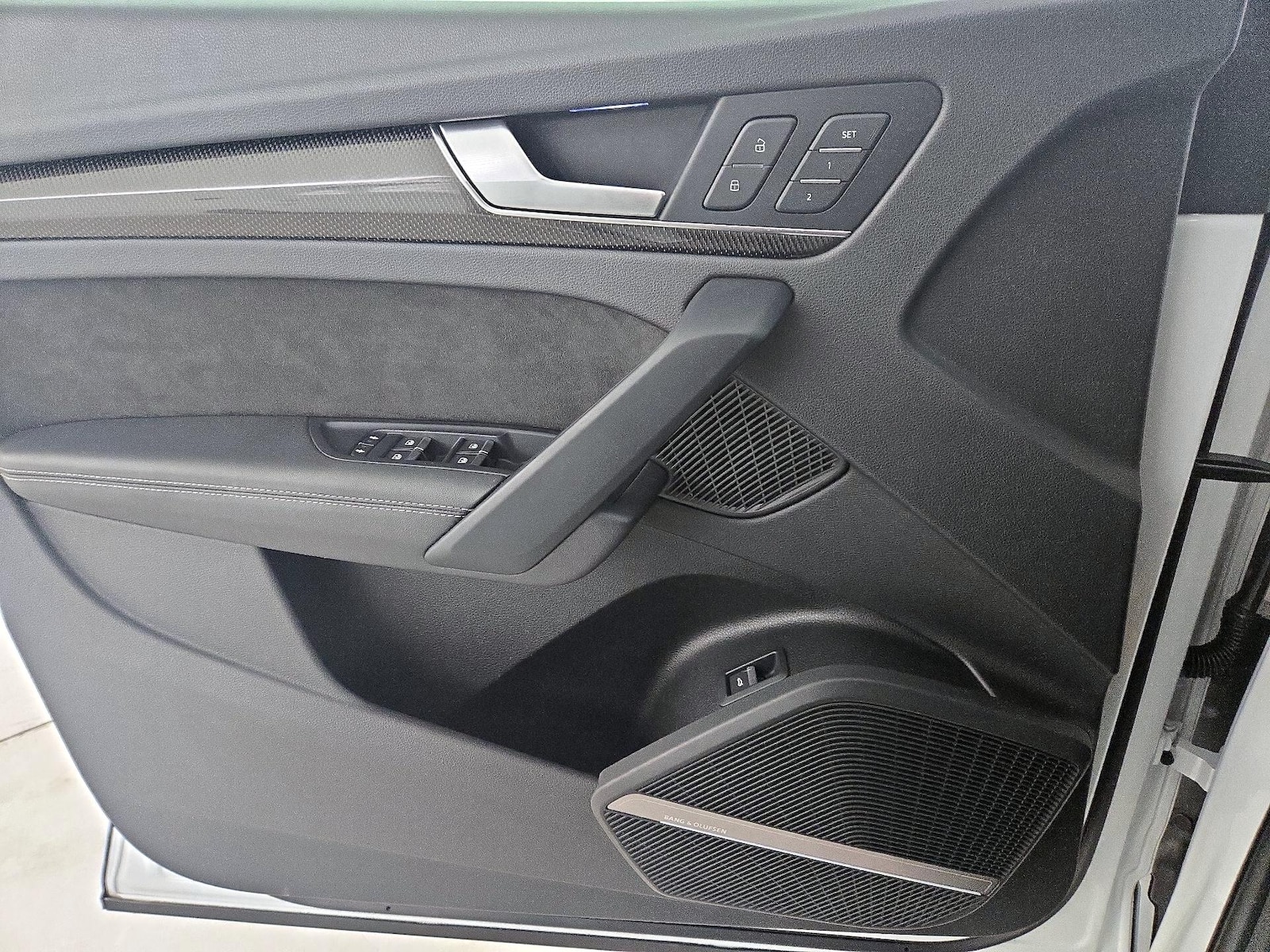 2020 Audi SQ5 Premium Plus - Photo 13