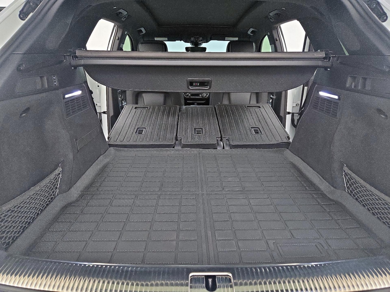 2020 Audi SQ5 Premium Plus - Photo 24