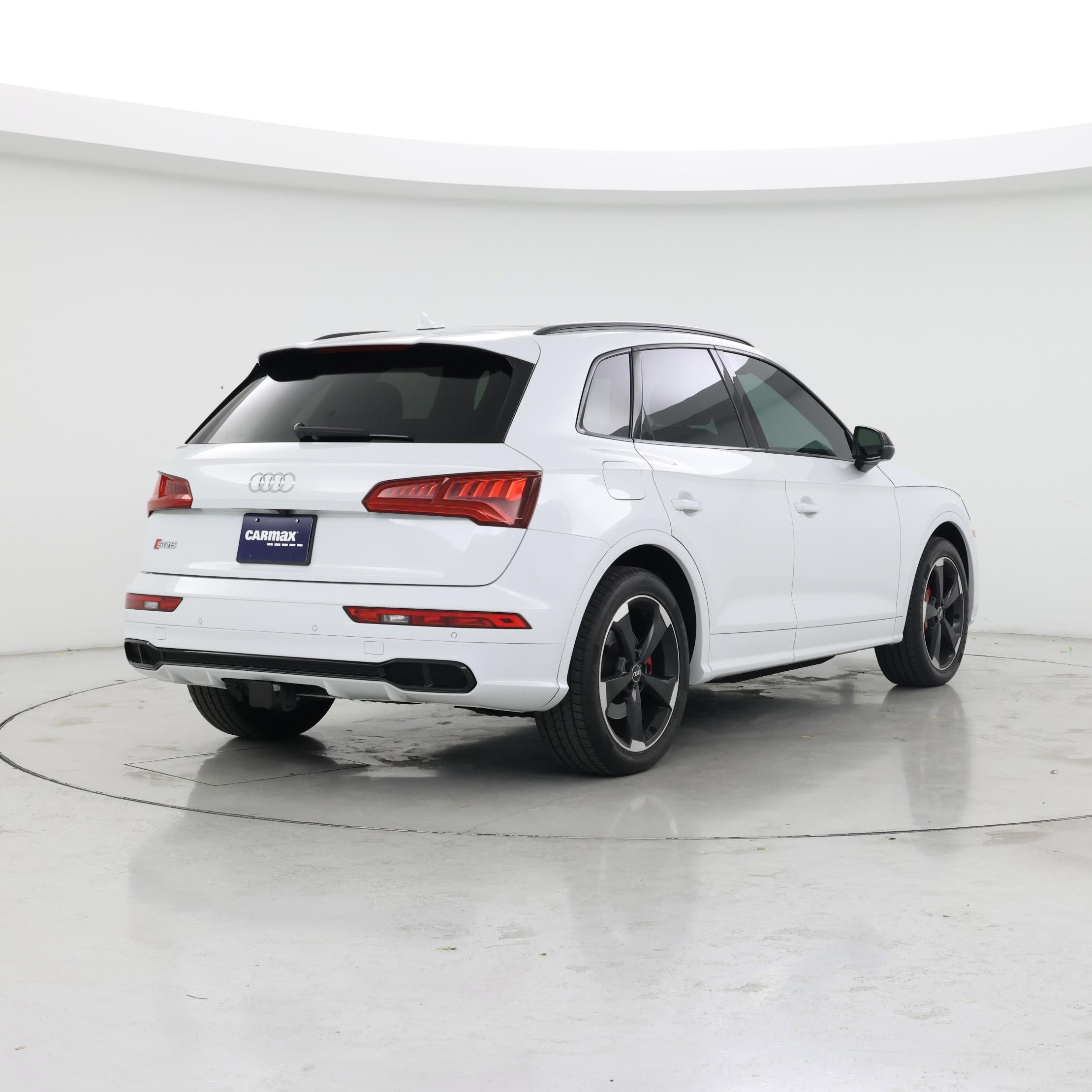 Thumbnail: 2020 Audi SQ5 - 8