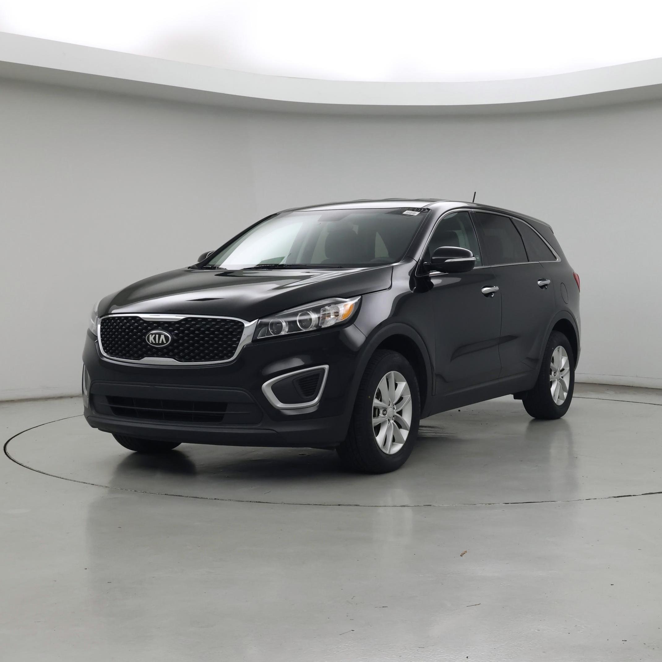 Thumbnail: 2017 Kia Sorento - 4