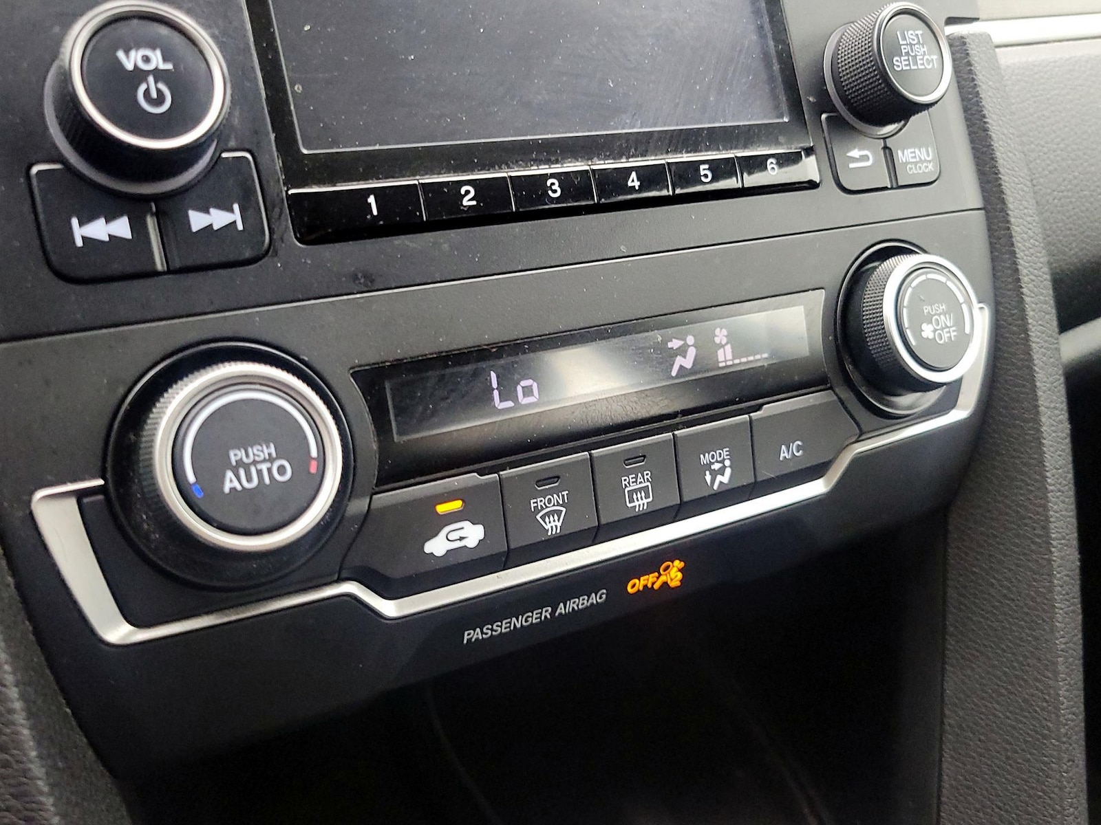 2019 Honda Civic LX - Photo 17