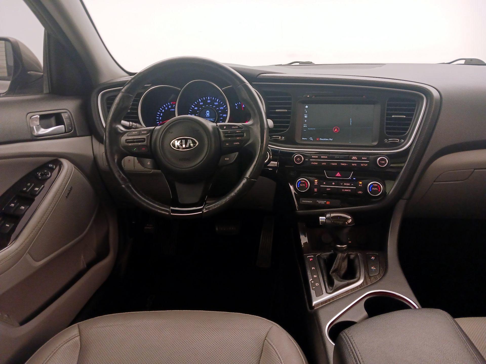 Thumbnail: 2015 Kia Optima - 10