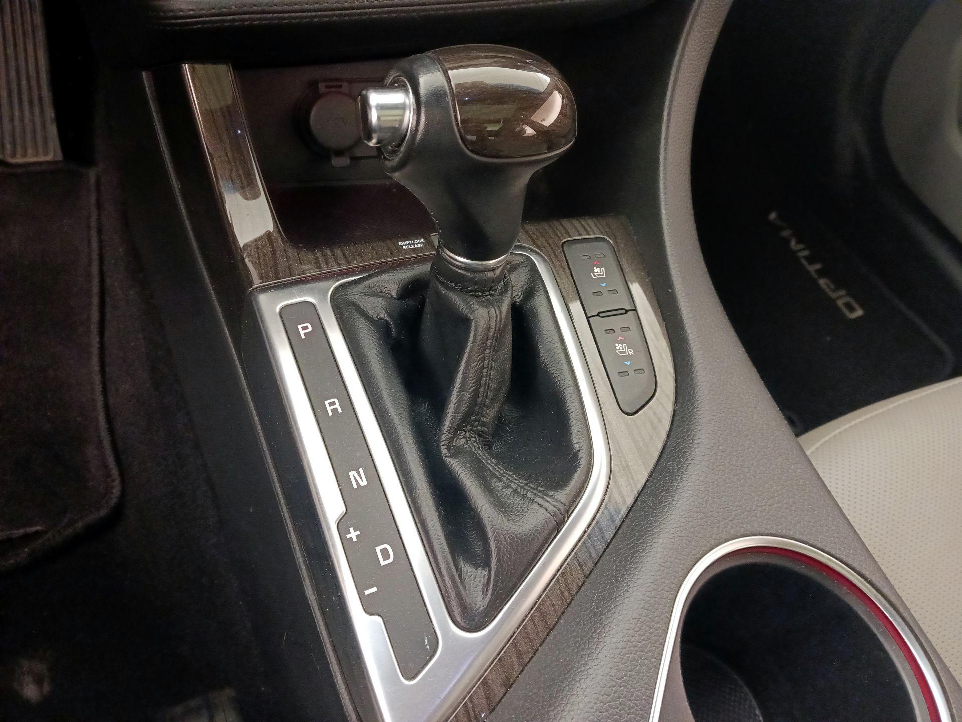 Thumbnail: 2015 Kia Optima - 18