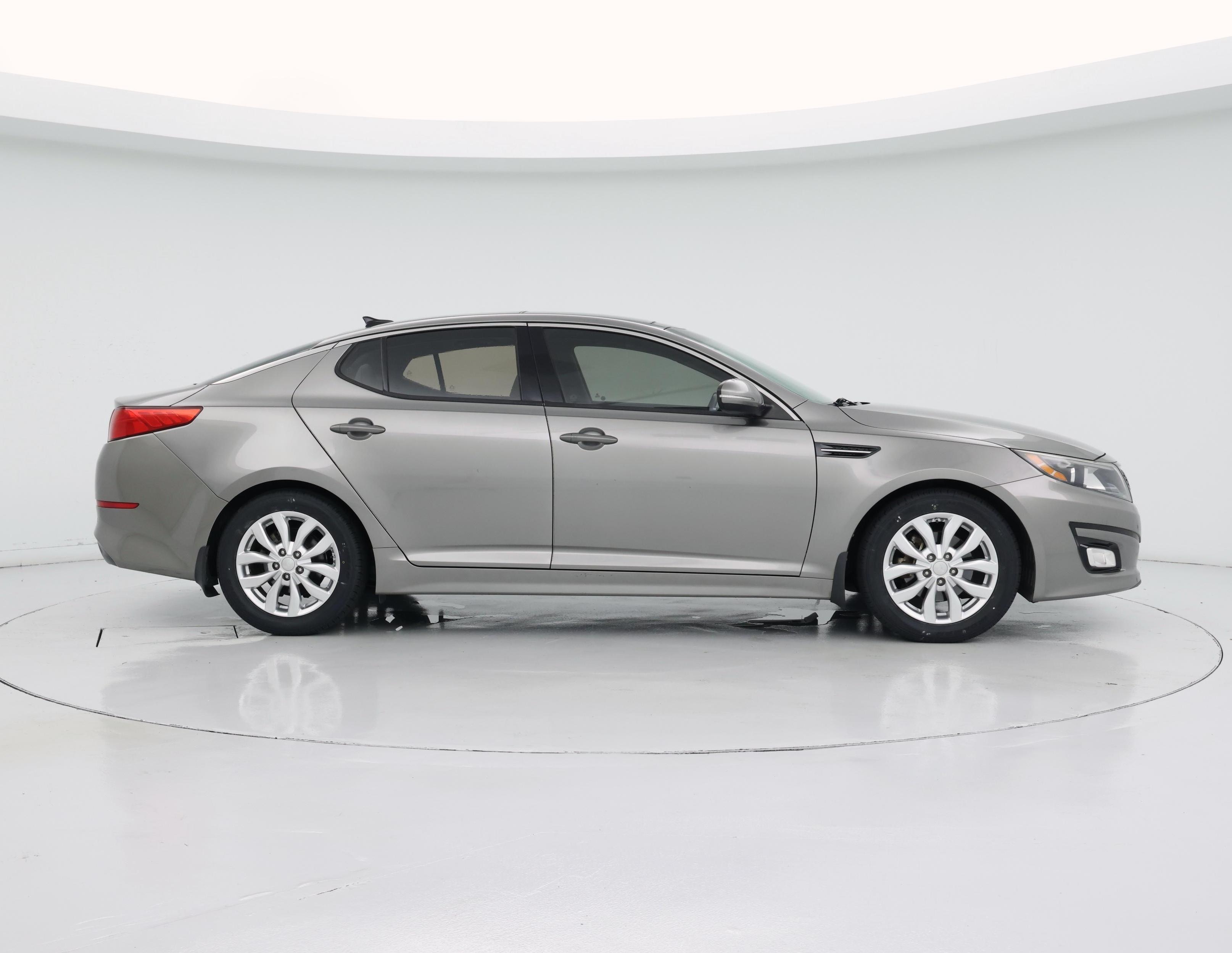 Thumbnail: 2015 Kia Optima - 7