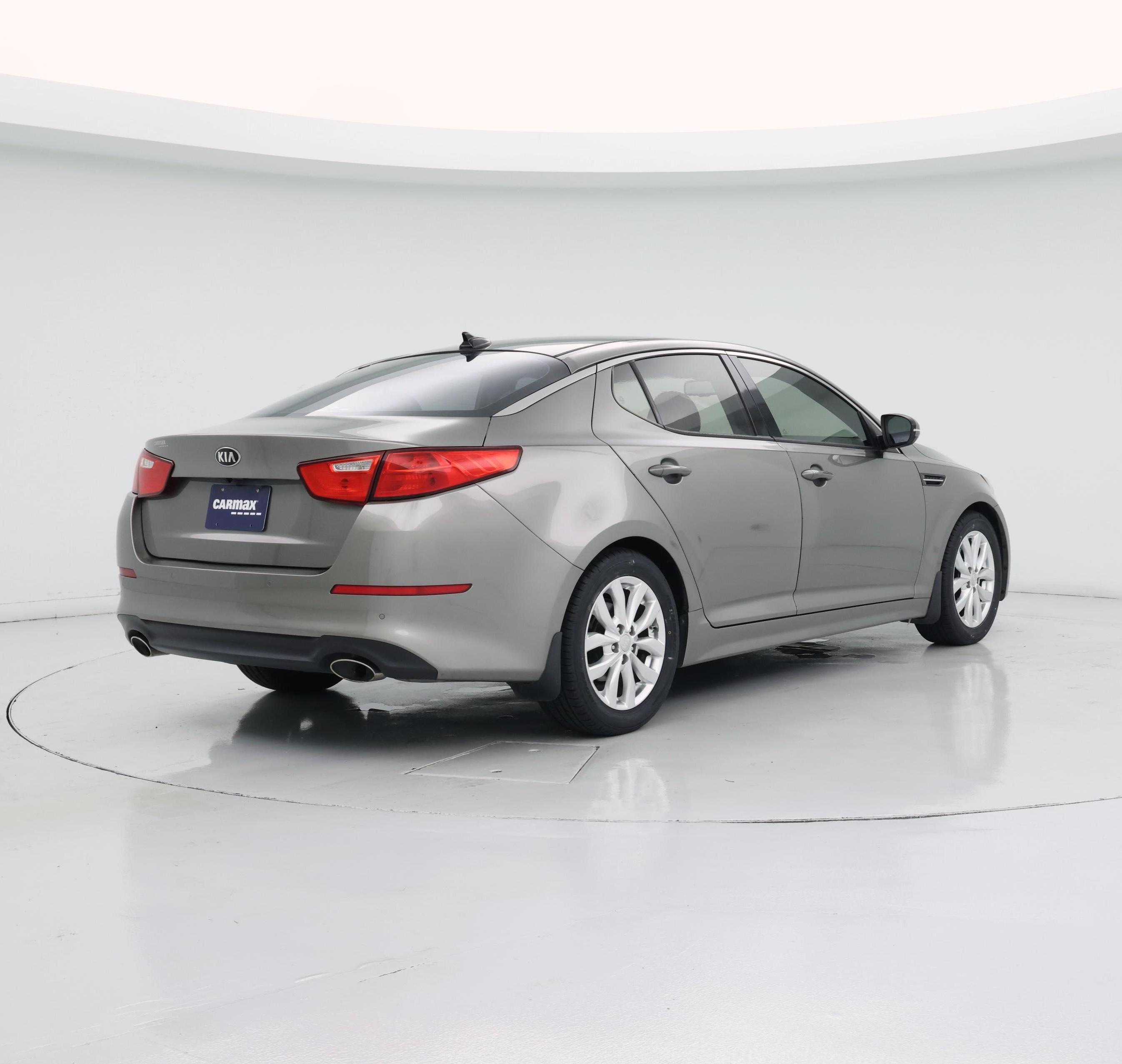 Thumbnail: 2015 Kia Optima - 8