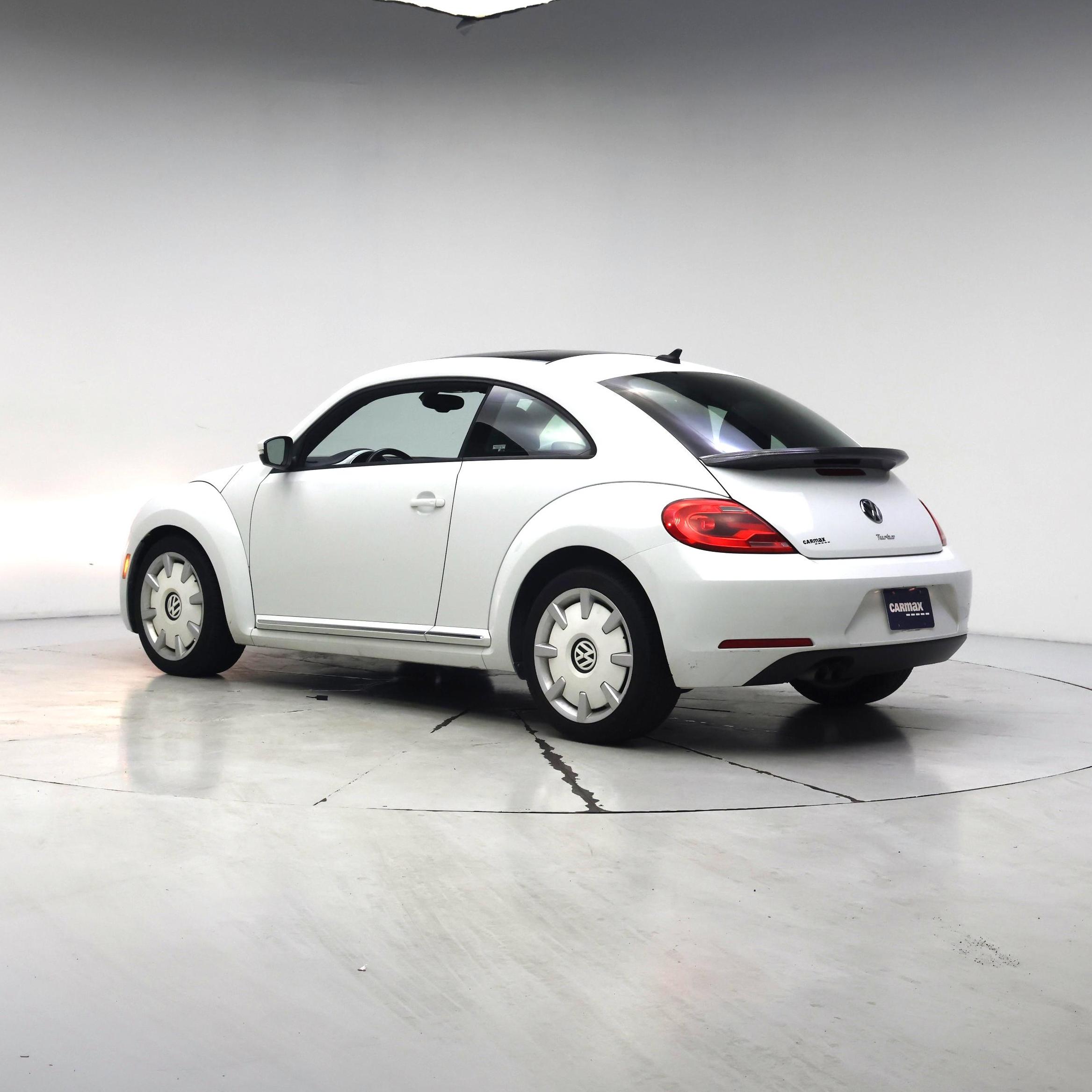 Thumbnail: 2016 Volkswagen Beetle - 2