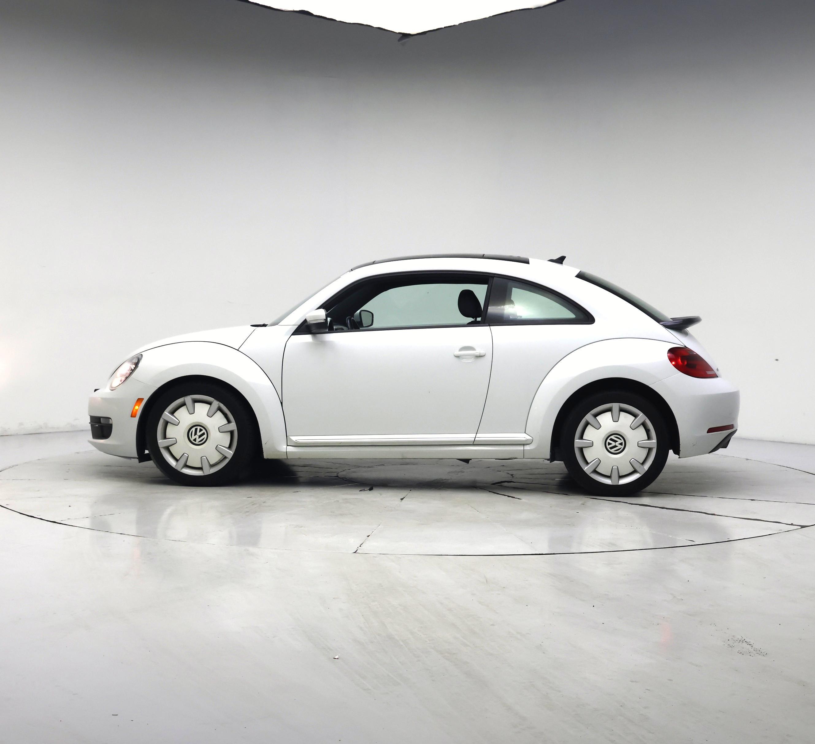 Thumbnail: 2016 Volkswagen Beetle - 3