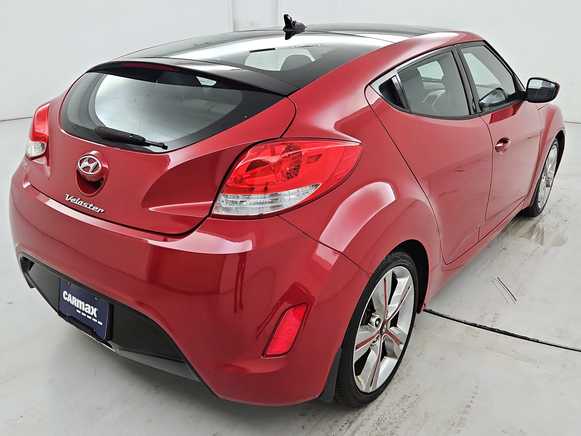 Thumbnail: 2016 Hyundai Veloster - 5