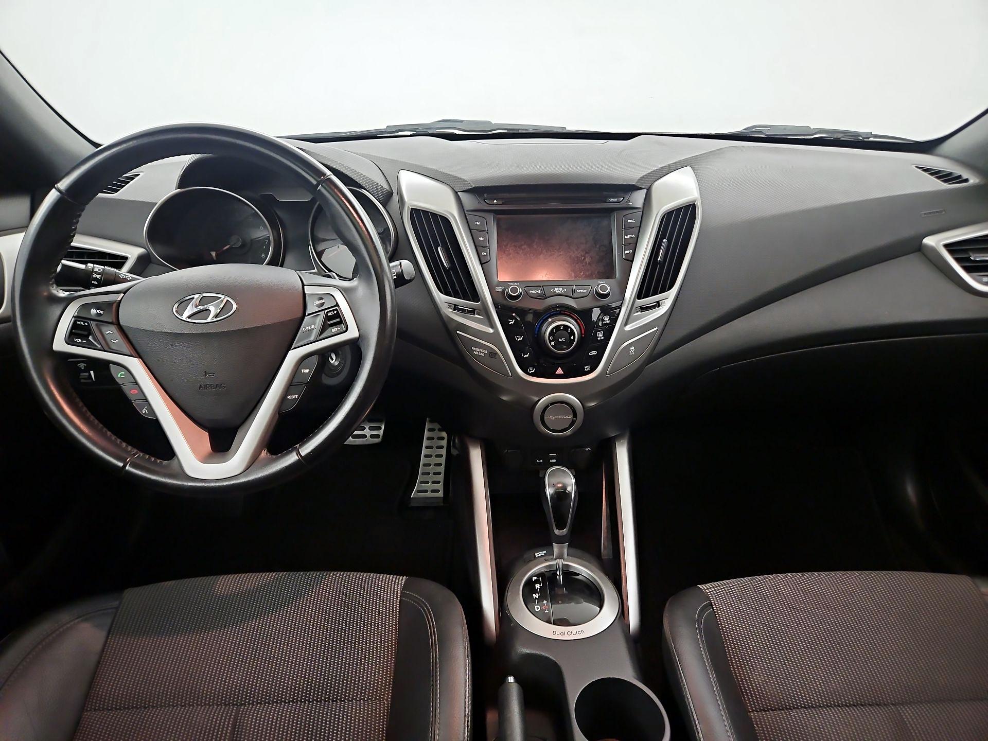 Thumbnail: 2016 Hyundai Veloster - 8