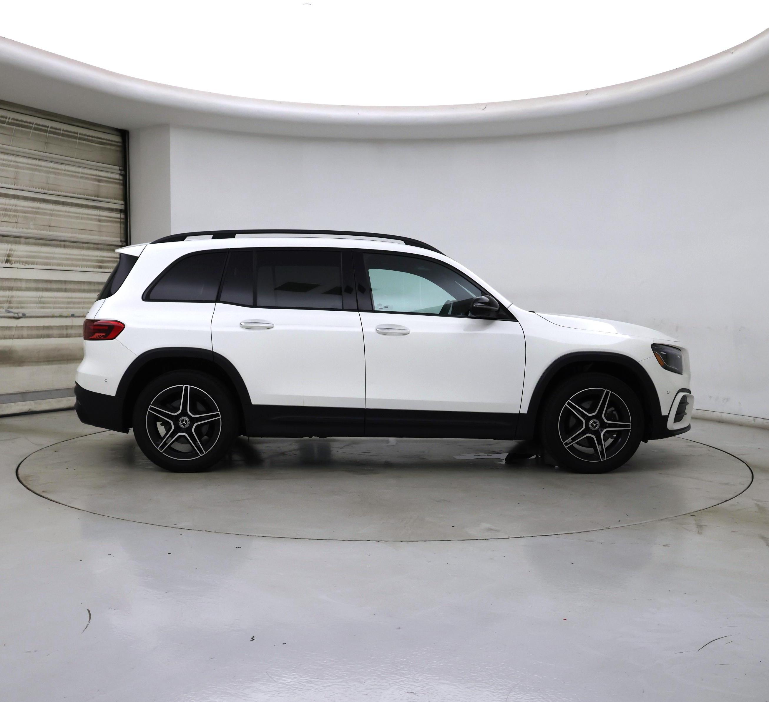 Thumbnail: 2026 Mercedes-Benz GLB - 7