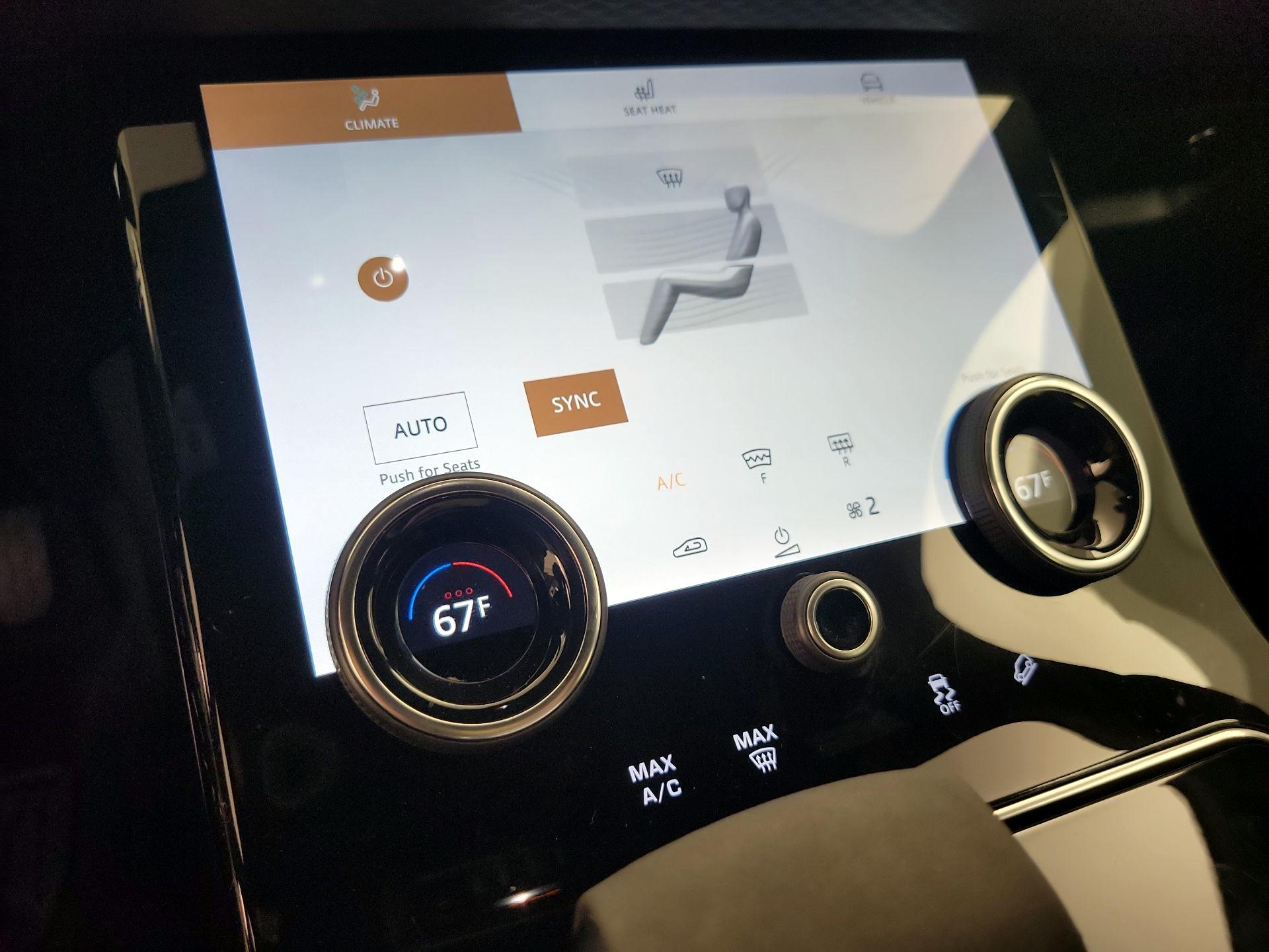 Thumbnail: 2022 Land Rover Range Rover Velar - 17