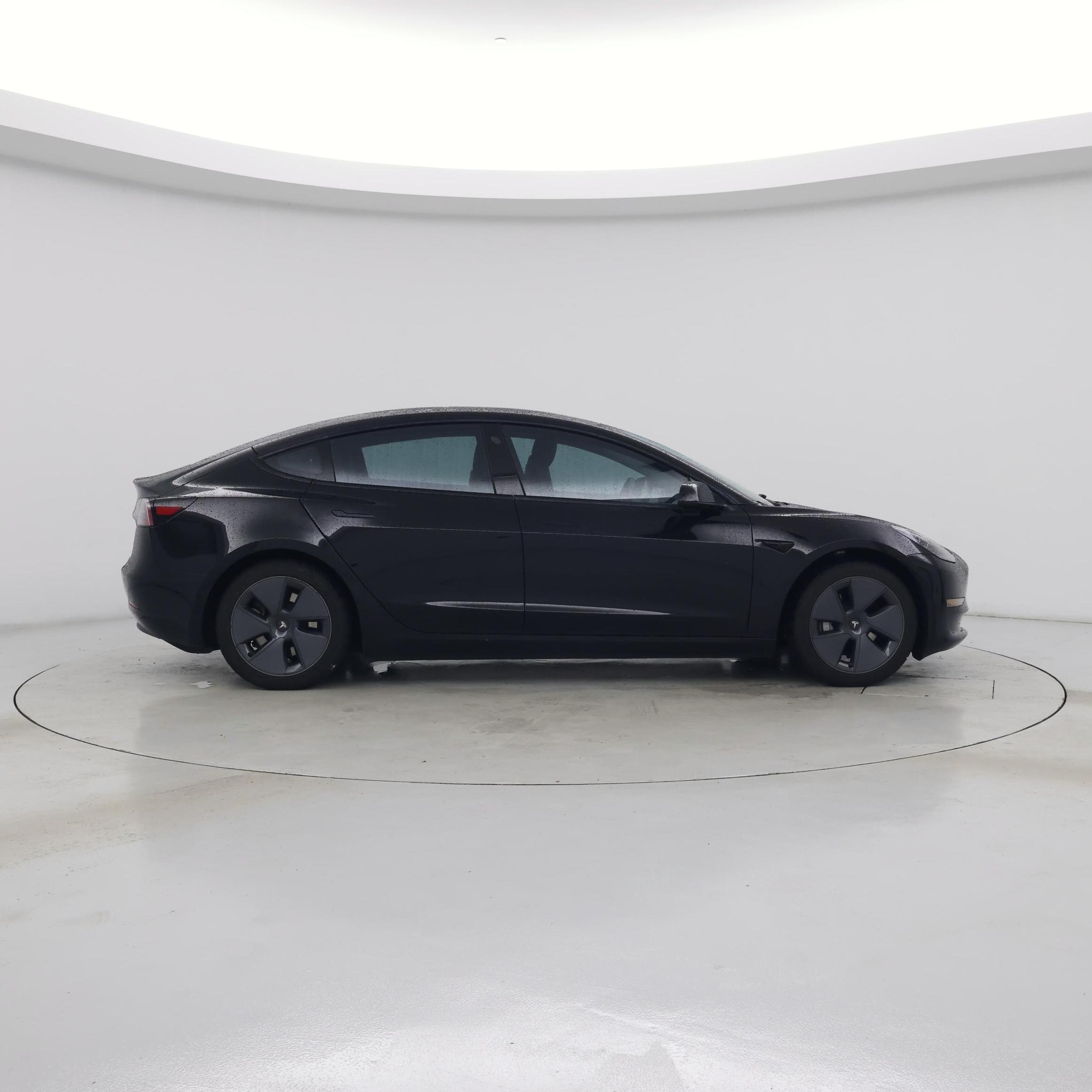 Thumbnail: 2022 Tesla Model 3 - 7