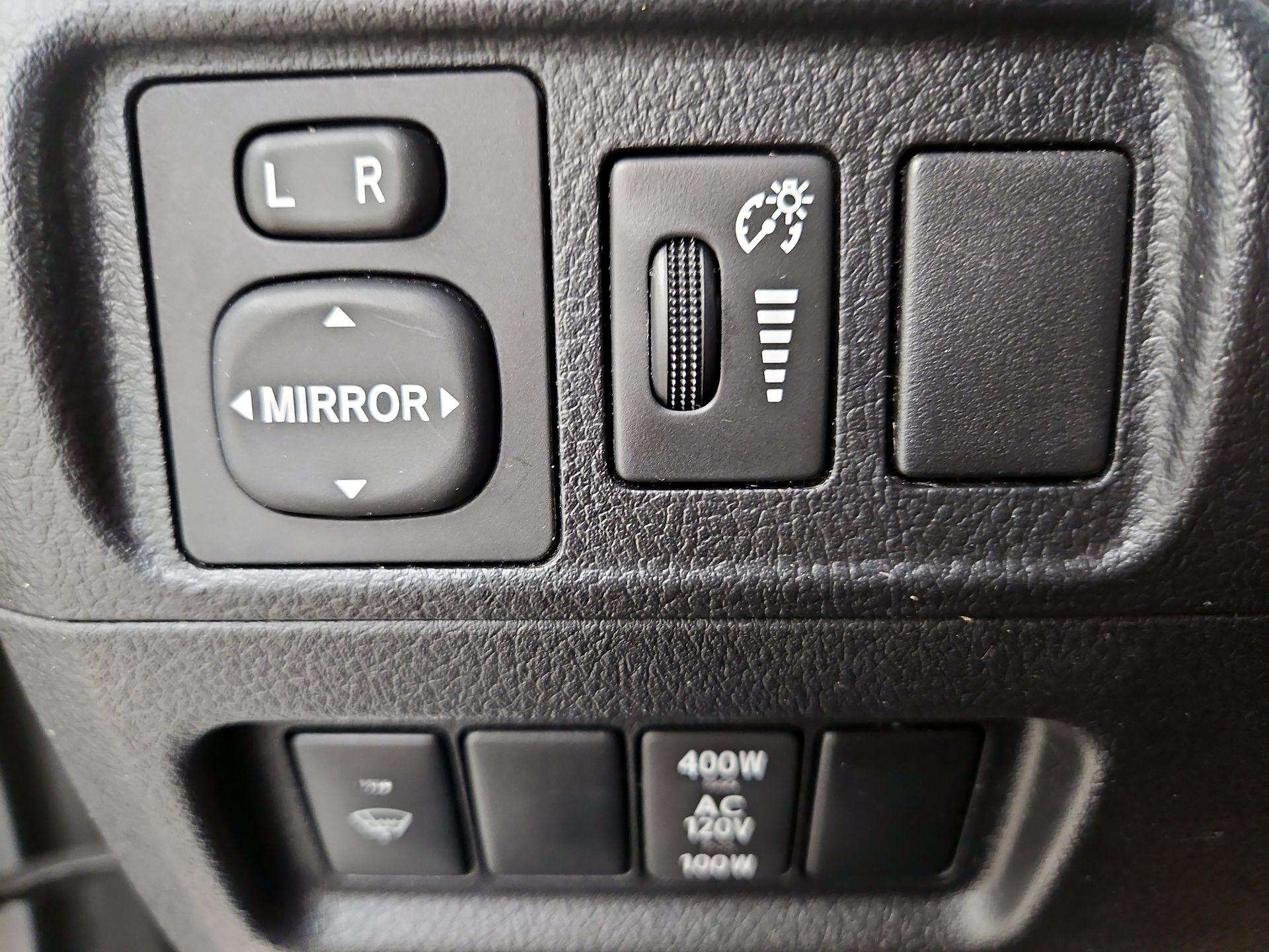 Thumbnail: 2019 Toyota 4Runner - 13