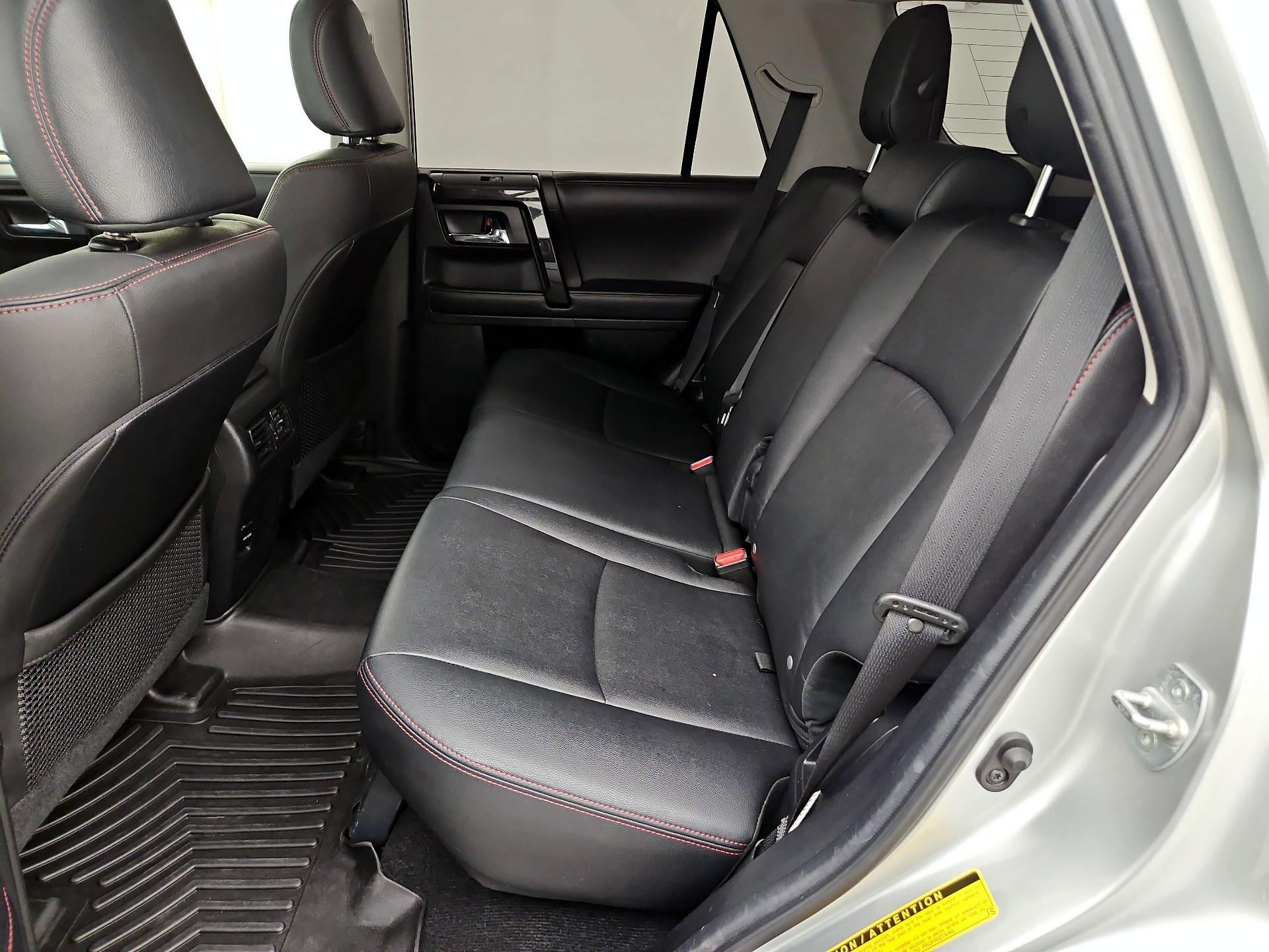 Thumbnail: 2019 Toyota 4Runner - 20