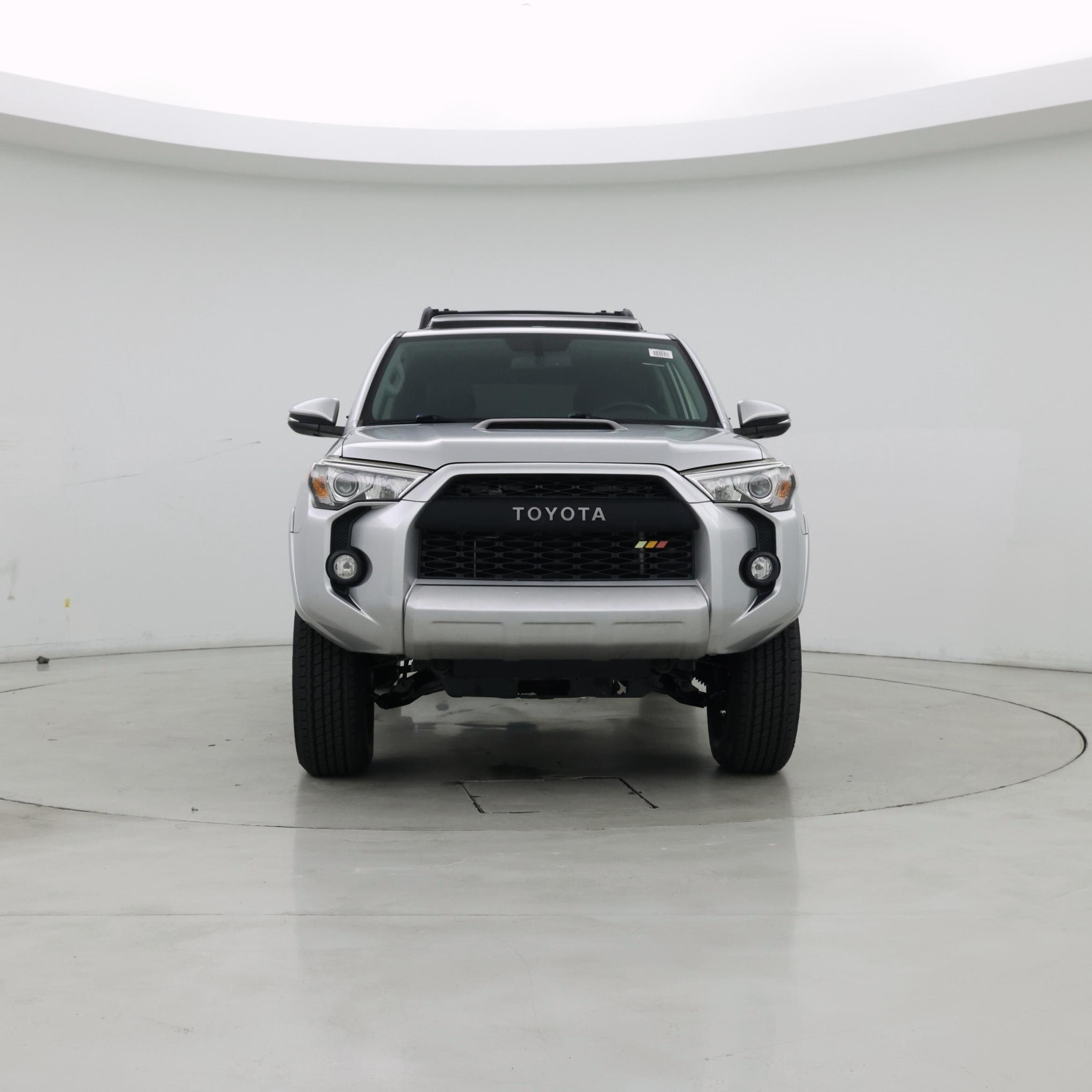 Thumbnail: 2019 Toyota 4Runner - 5