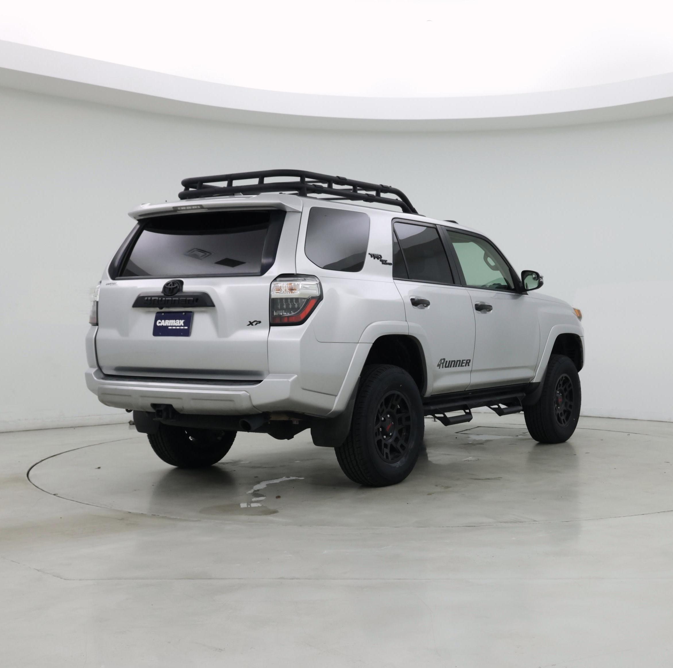 Thumbnail: 2019 Toyota 4Runner - 8