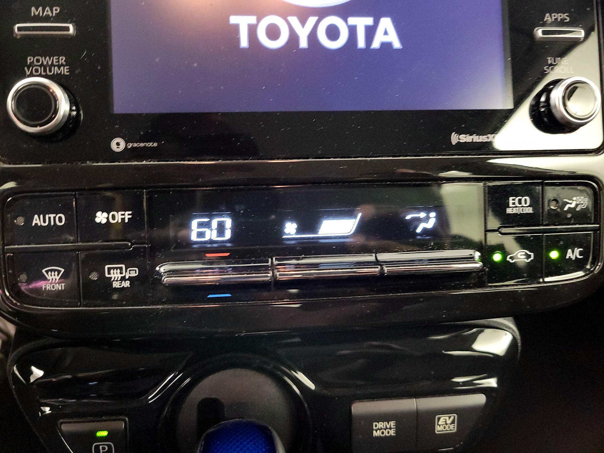 Thumbnail: 2021 Toyota Prius - 16