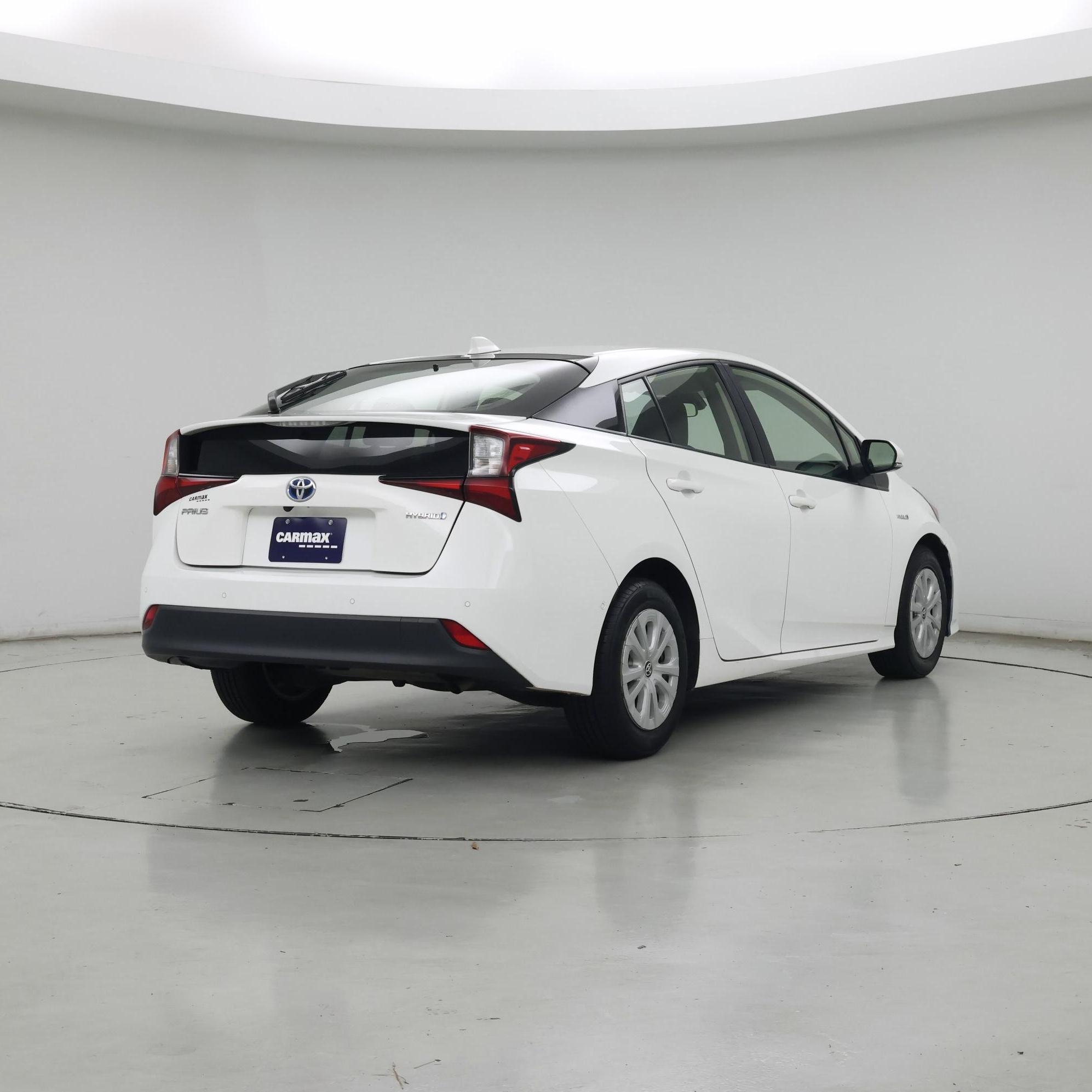 Thumbnail: 2021 Toyota Prius - 8
