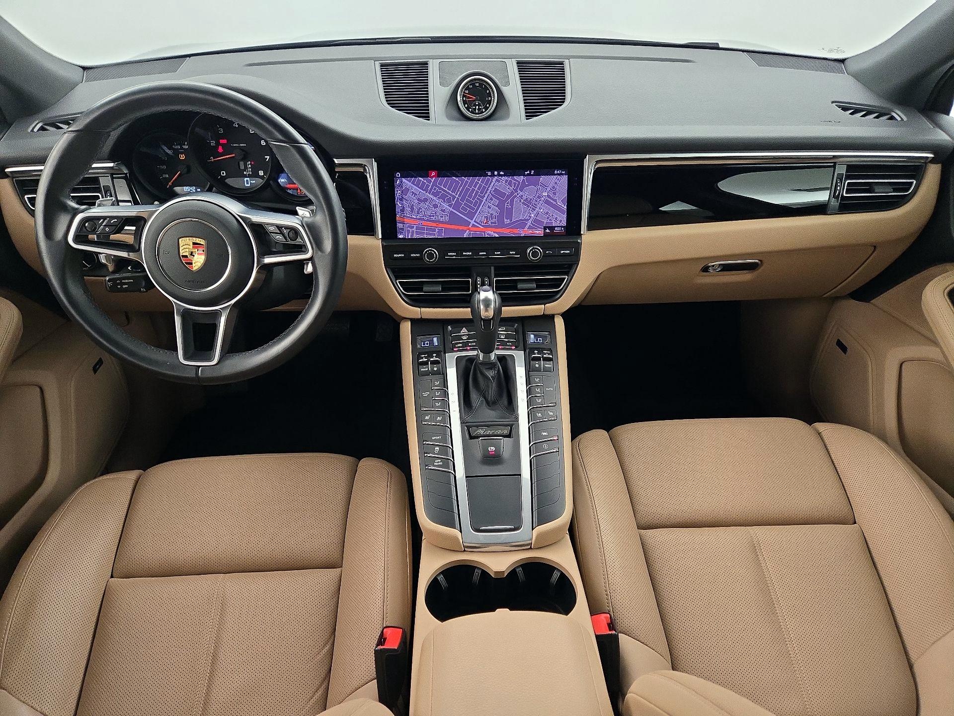 Thumbnail: 2021 Porsche Macan - 9