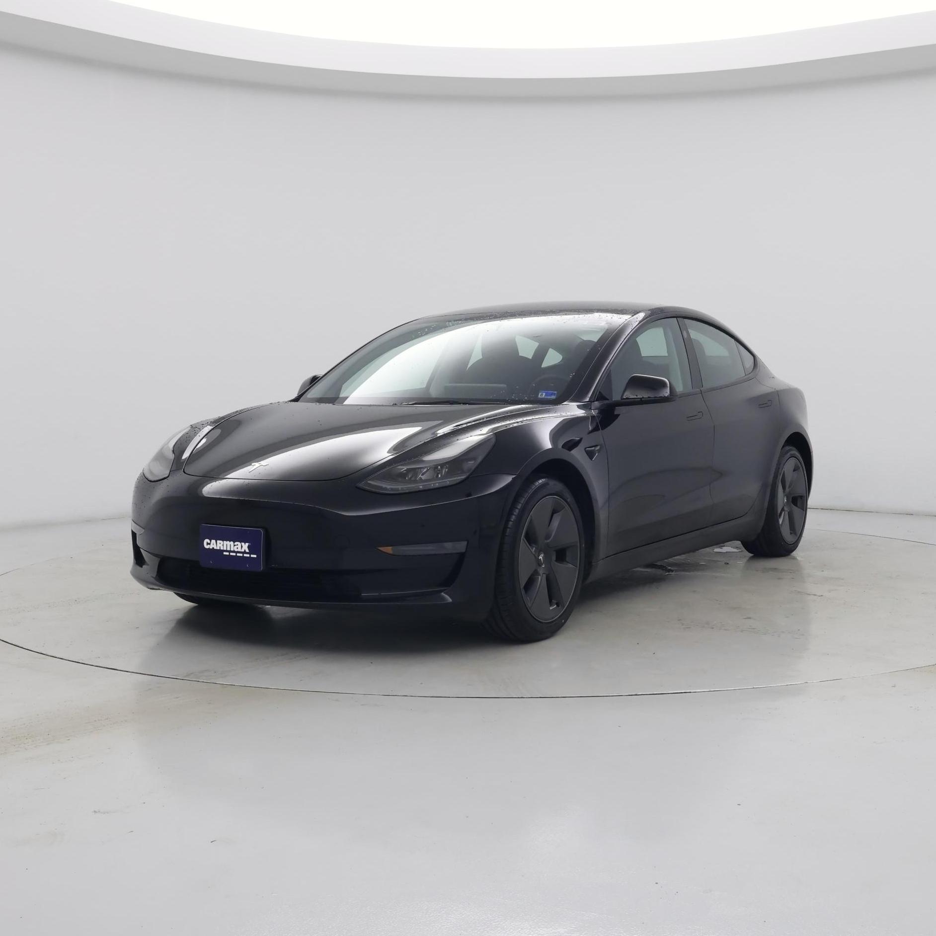 Thumbnail: 2023 Tesla Model 3 - 4