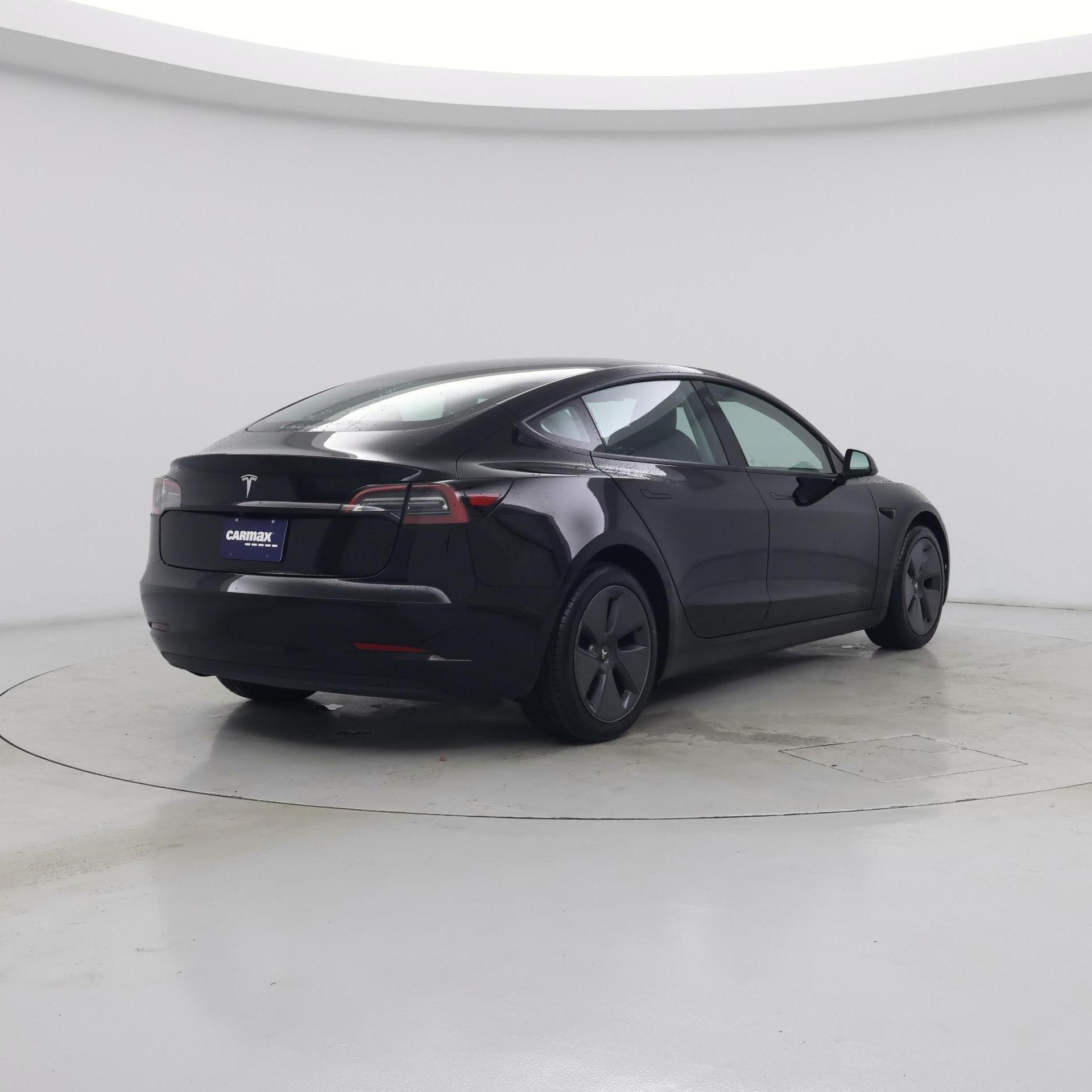 Thumbnail: 2023 Tesla Model 3 - 8