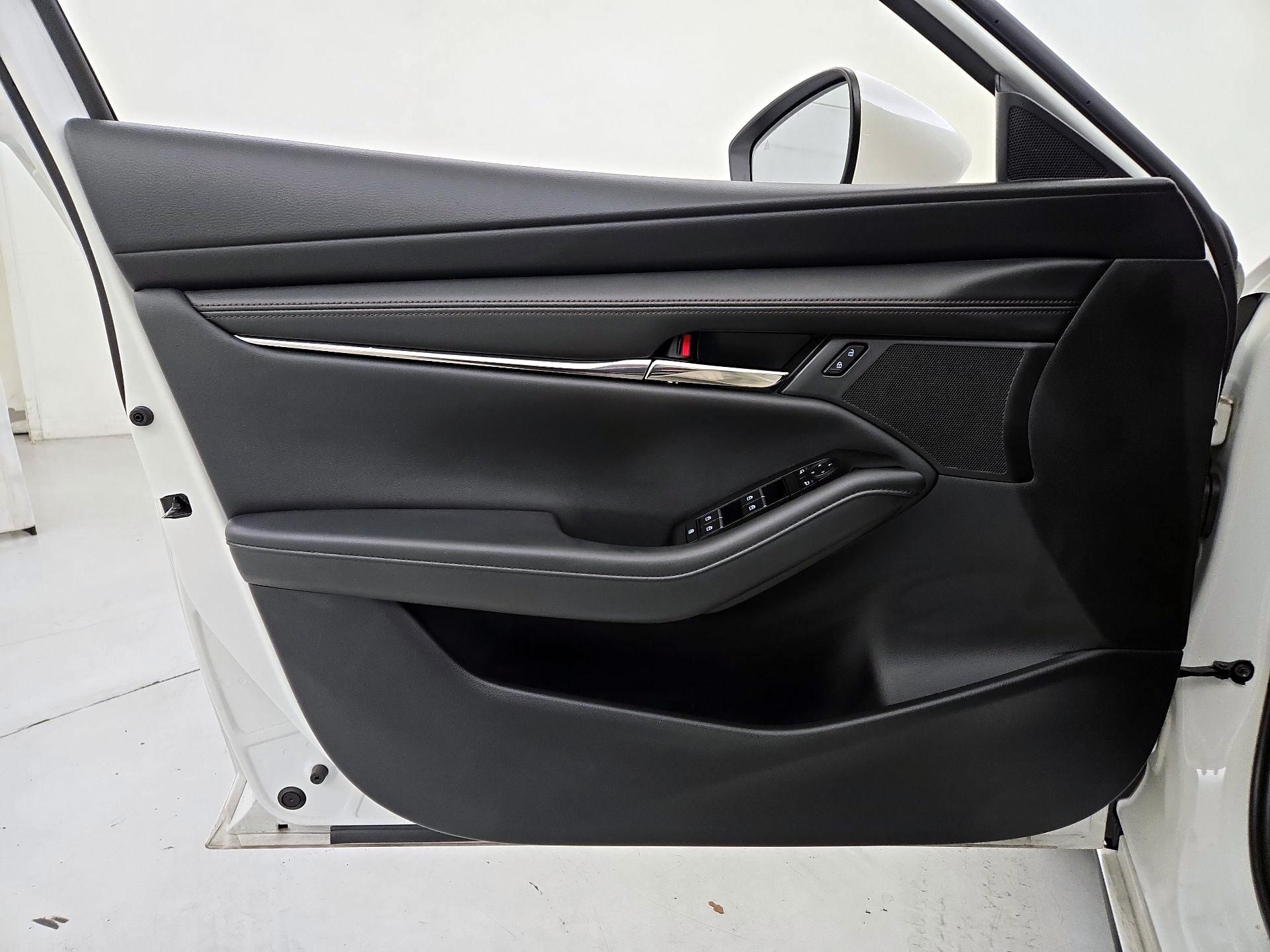 Thumbnail: 2024 Mazda Mazda3 - 12