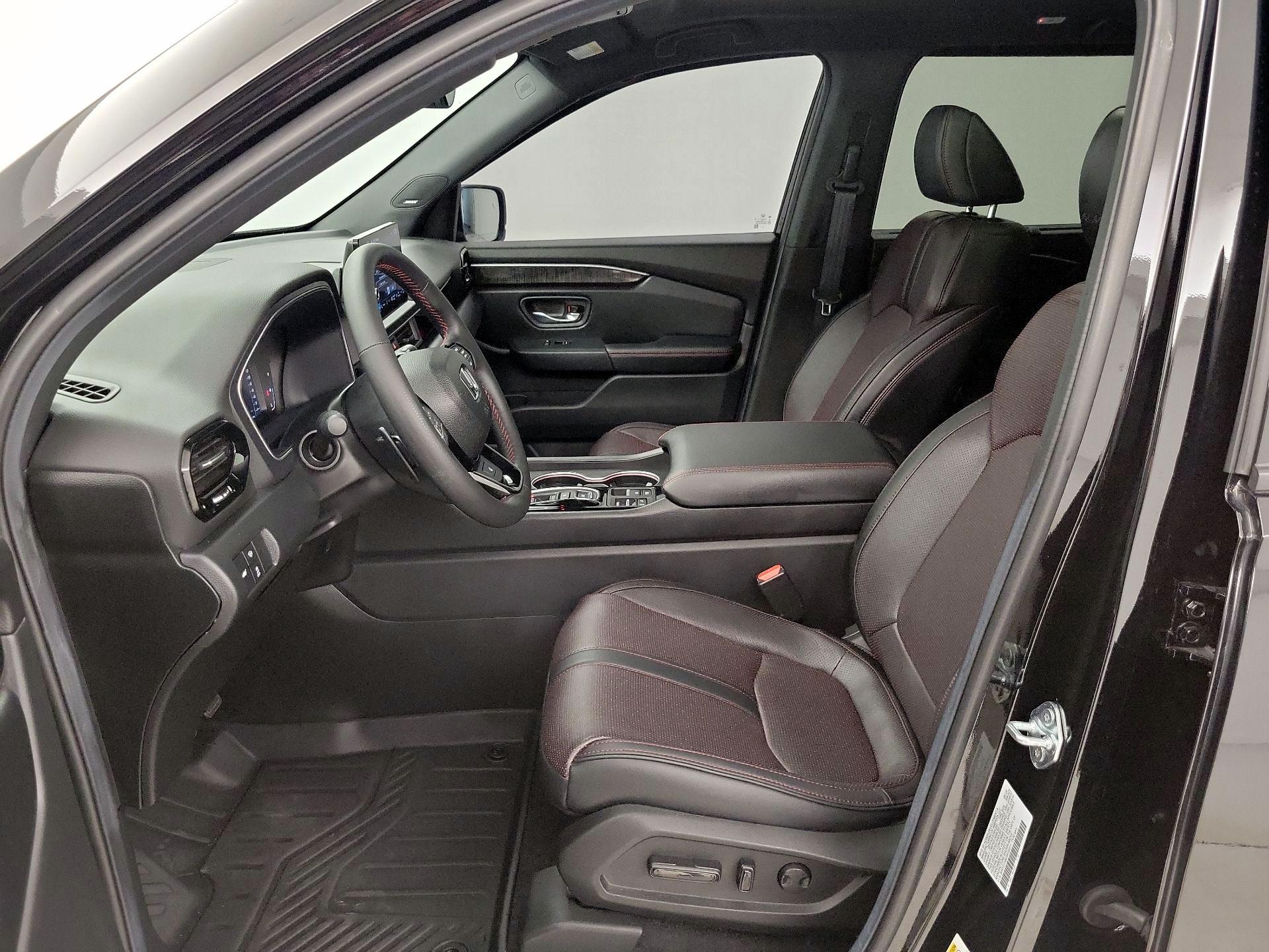 Thumbnail: 2025 Honda Pilot - 11