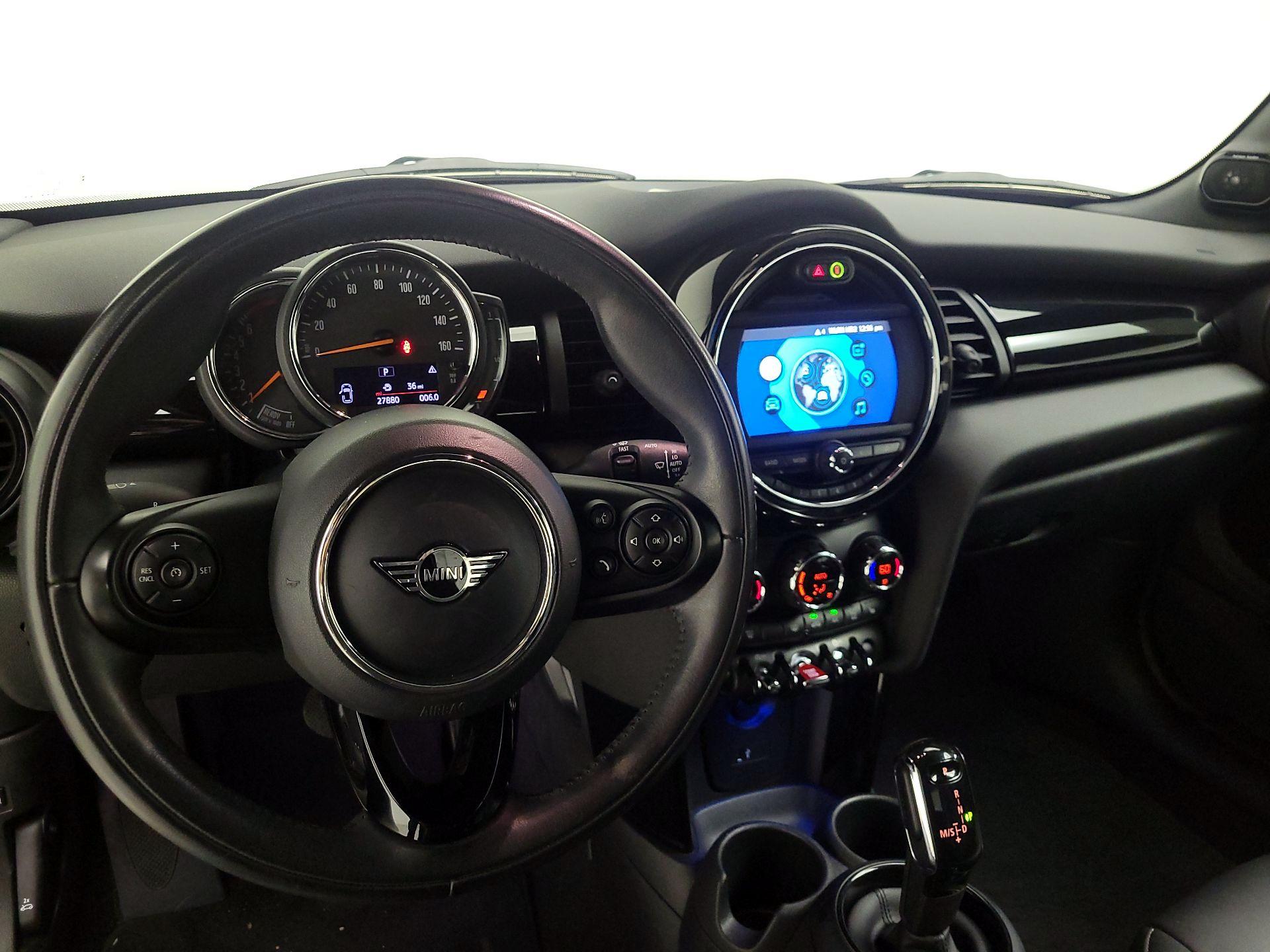 Thumbnail: 2021 MINI Cooper - 9