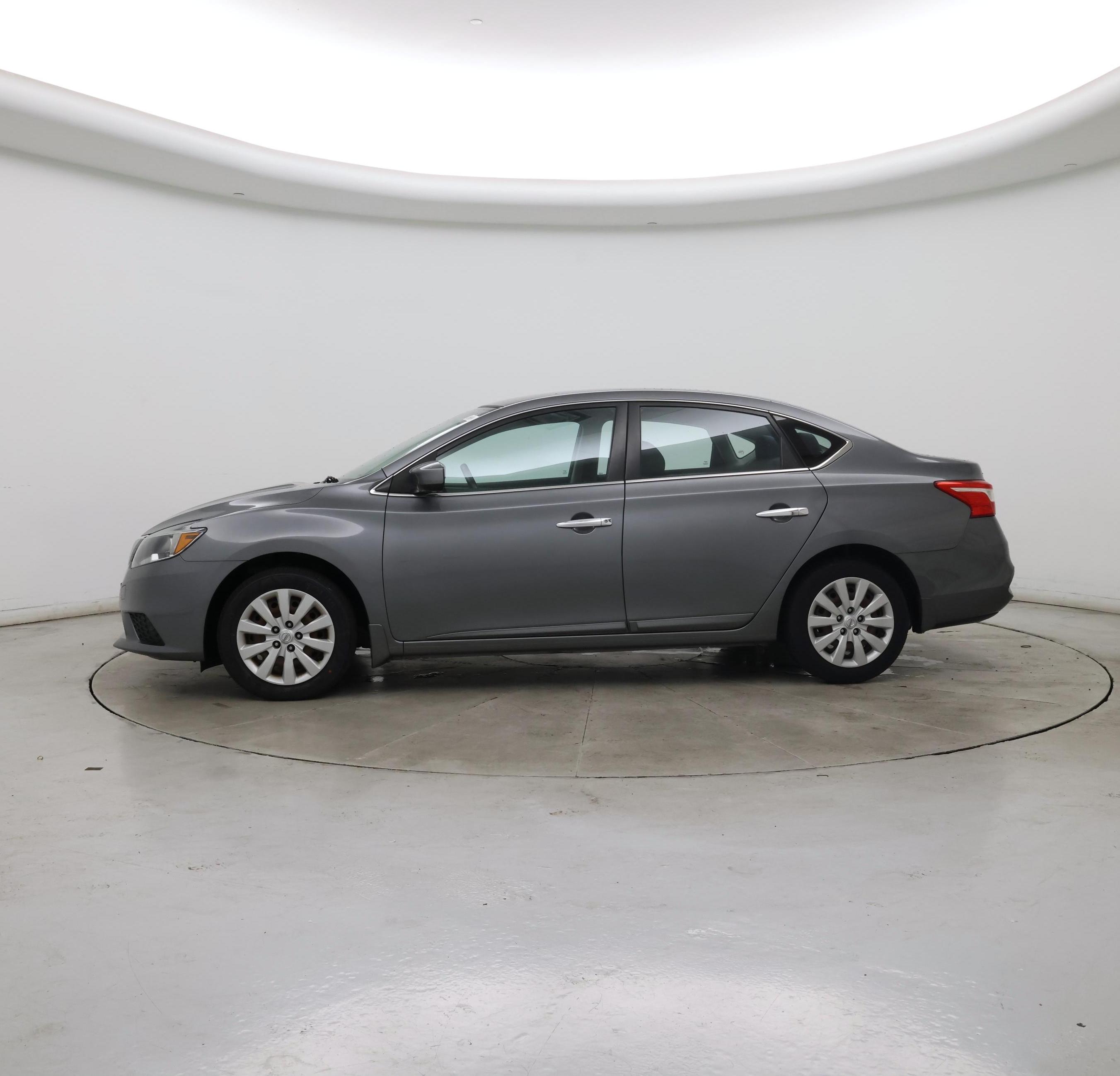 Thumbnail: 2019 Nissan Sentra - 3