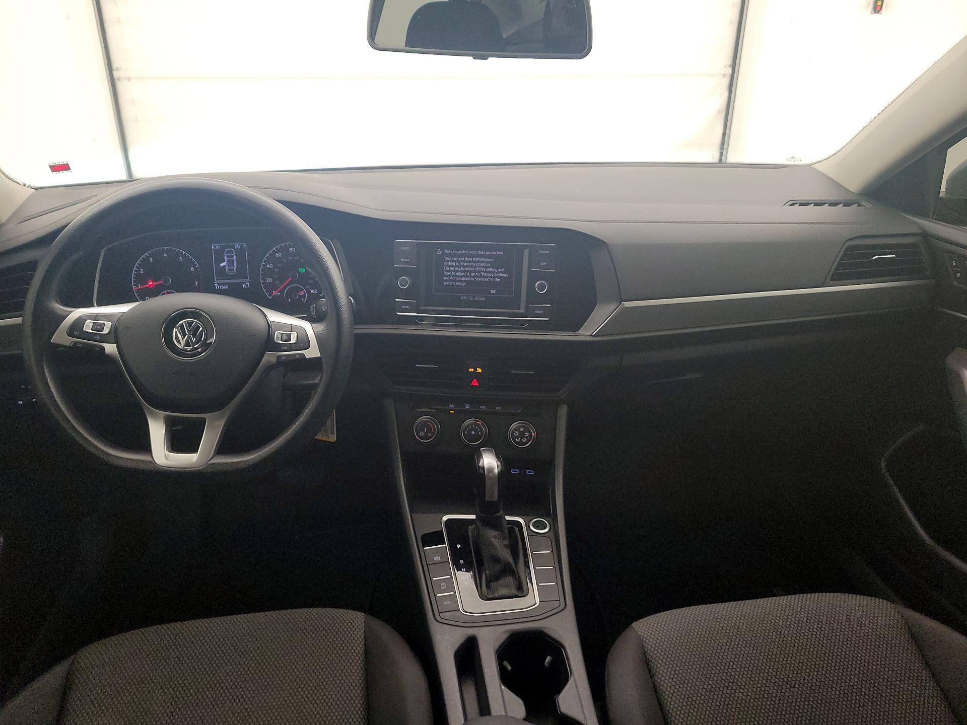 Thumbnail: 2020 Volkswagen Jetta - 9