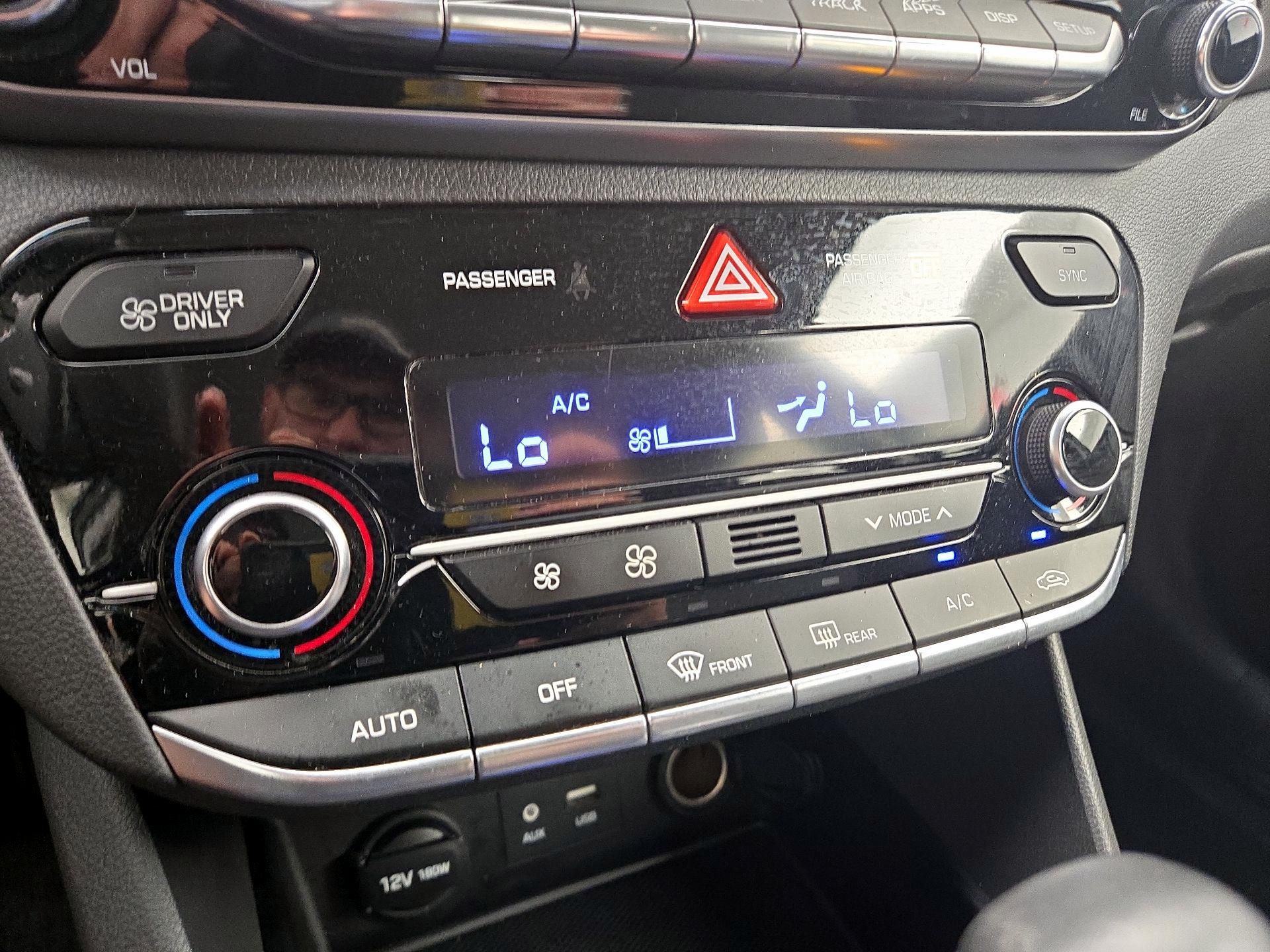 Thumbnail: 2019 Hyundai Ioniq - 16
