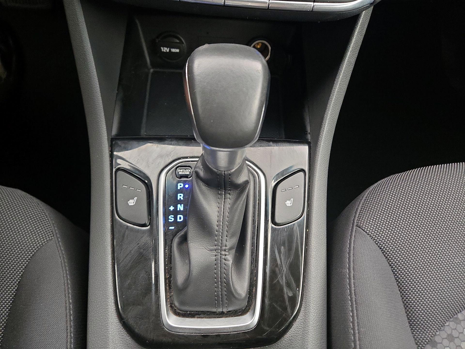 Thumbnail: 2019 Hyundai Ioniq - 17
