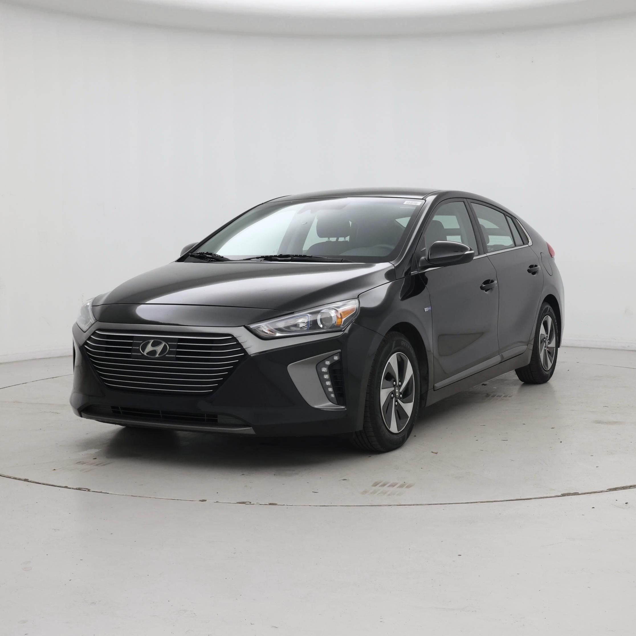 Thumbnail: 2019 Hyundai Ioniq - 4
